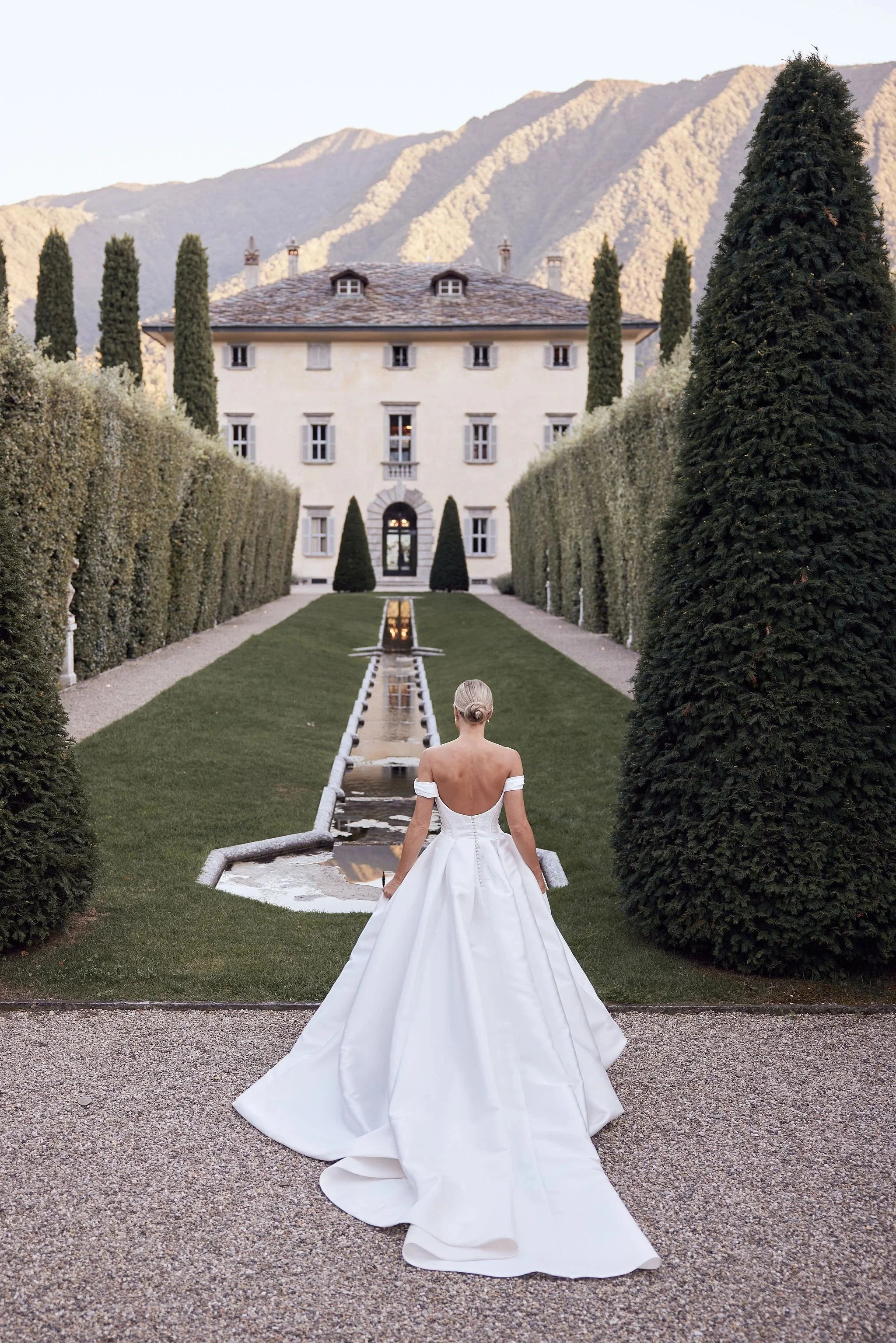 imgi_145_HR_MandB_LostinLove_wedding784.jpg