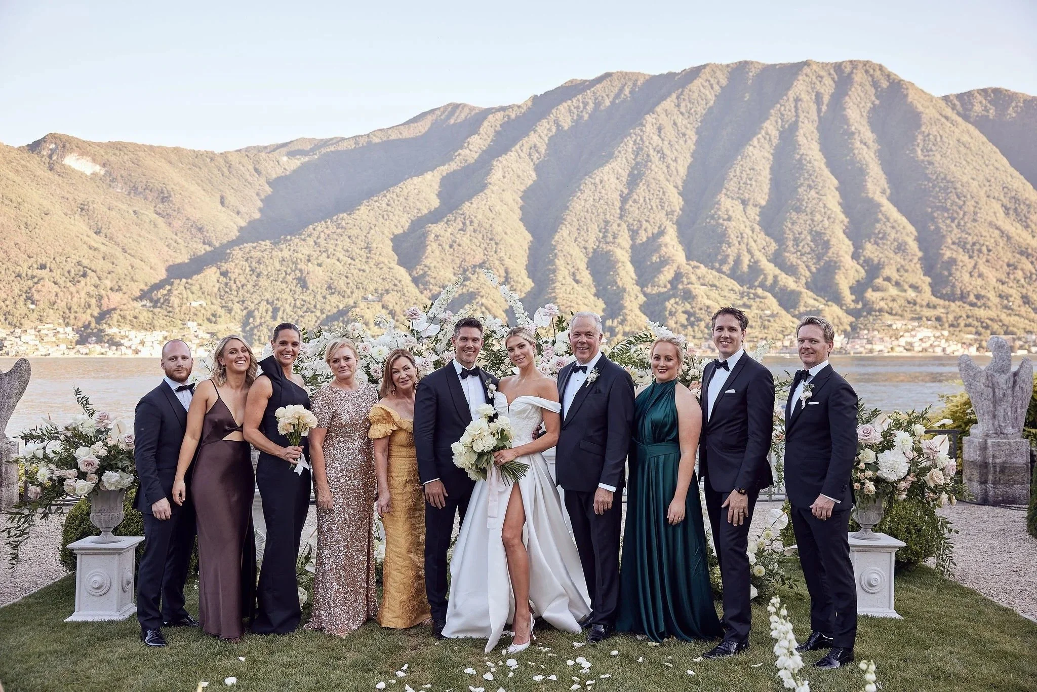 imgi_128_HR_MandB_LostinLove_wedding678.jpg