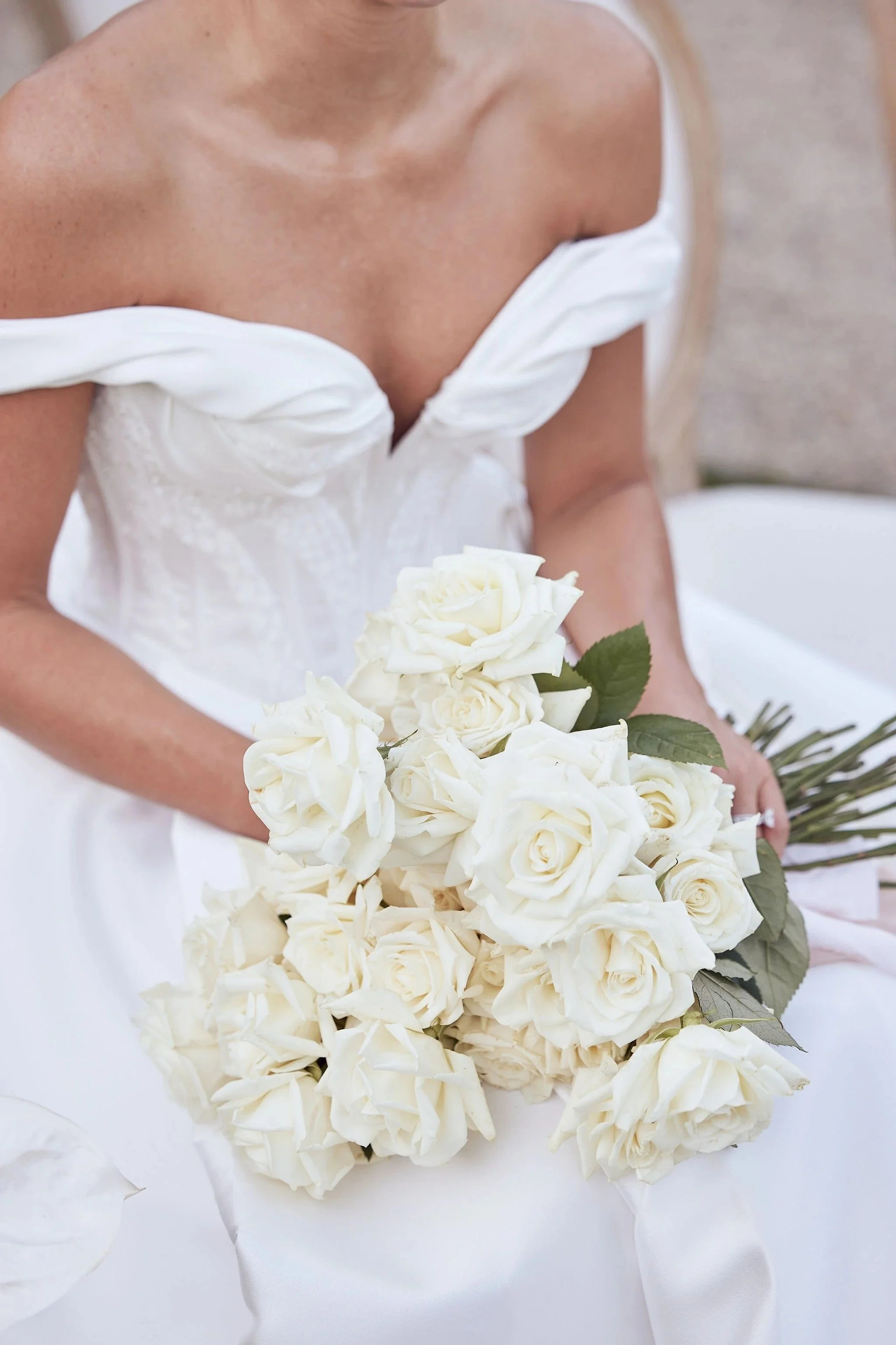 imgi_135_HR_MandB_LostinLove_wedding702.jpg