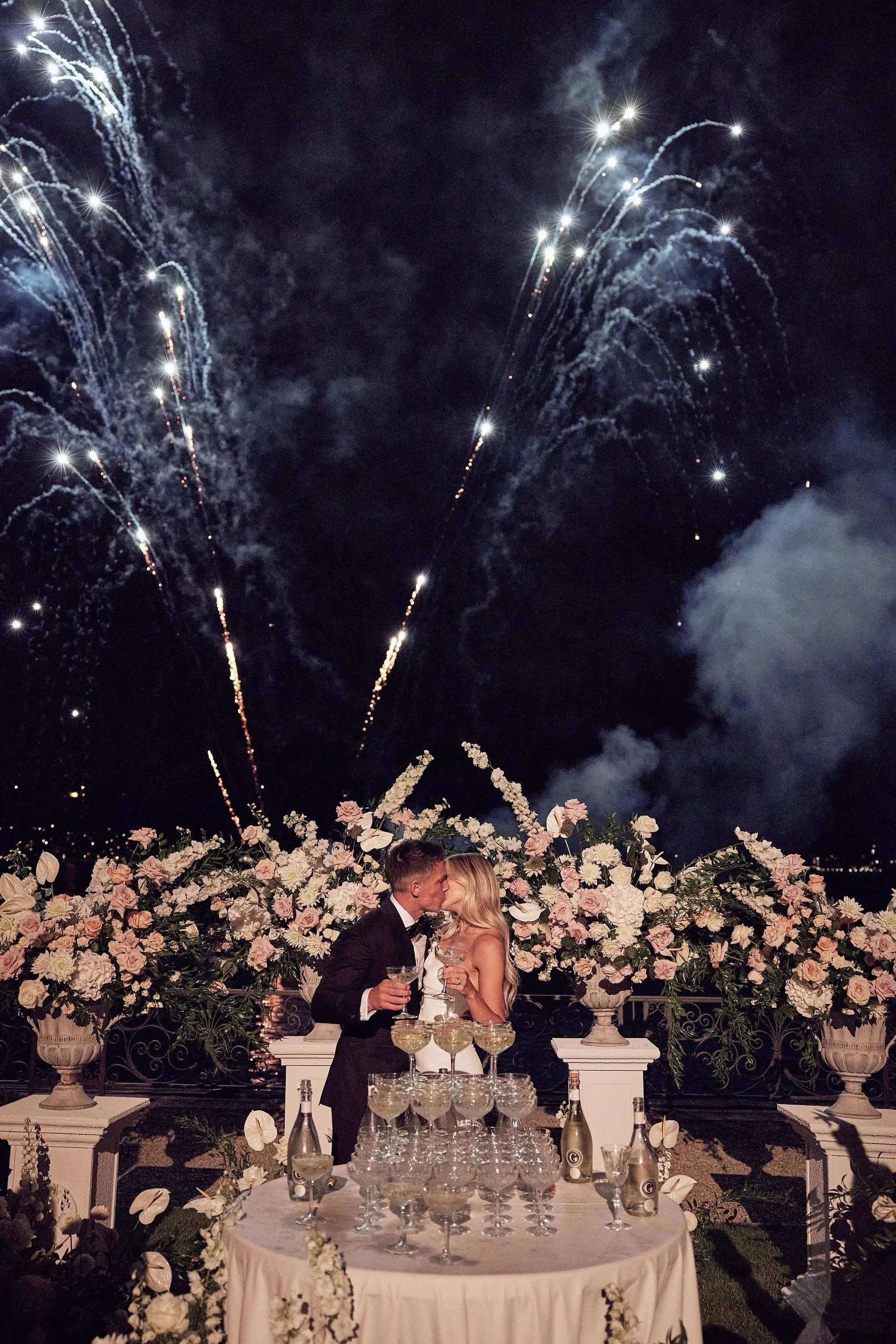 imgi_182_HR_MandB_LostinLove_wedding1111.jpg