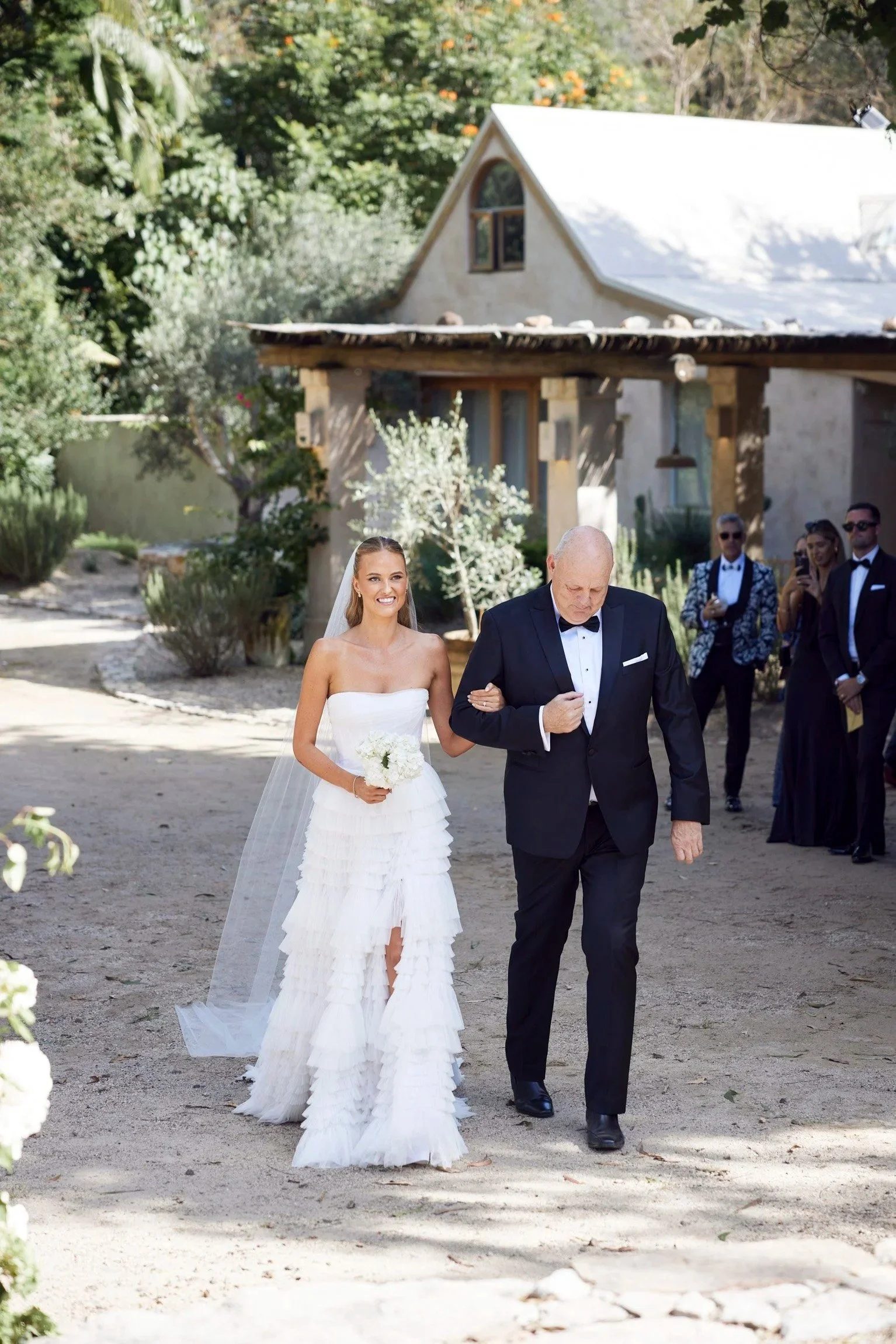 imgi_46_web_15randj_noosa_lostinlove30.jpg