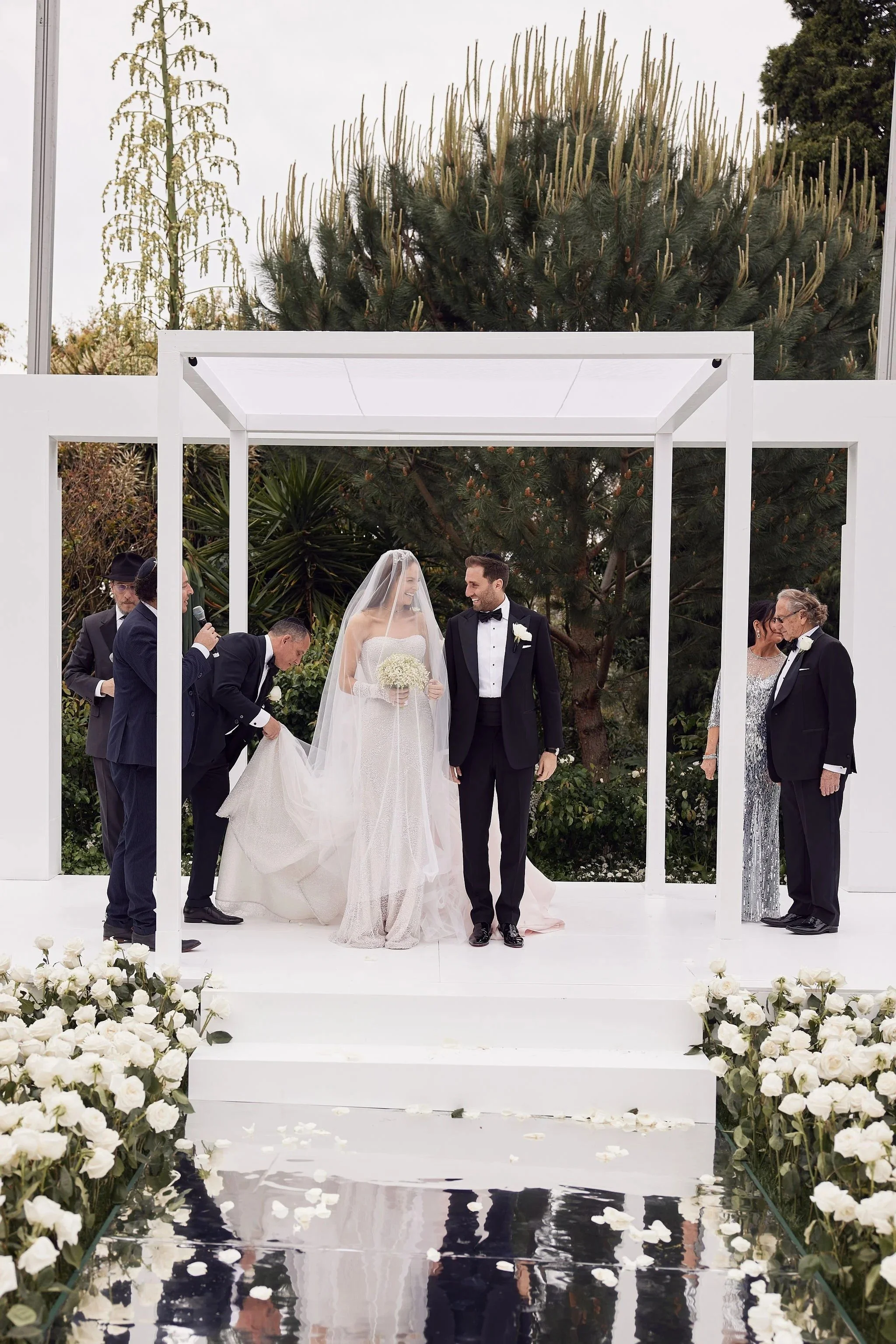 imgi_151_HR_GandM_LostinLove_Raheen_wedding1301.jpg