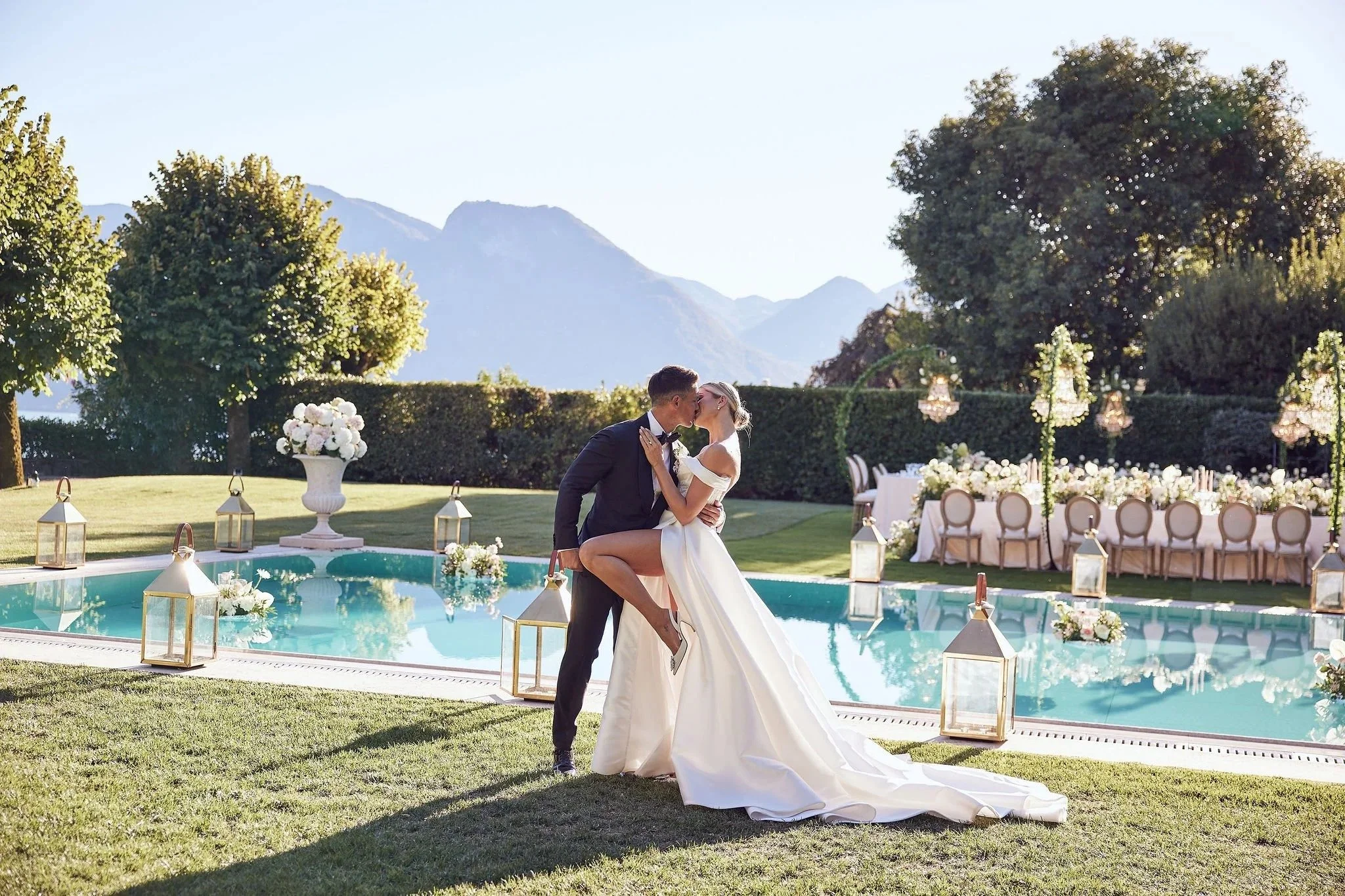 imgi_105_HR_MandB_LostinLove_wedding487.jpg