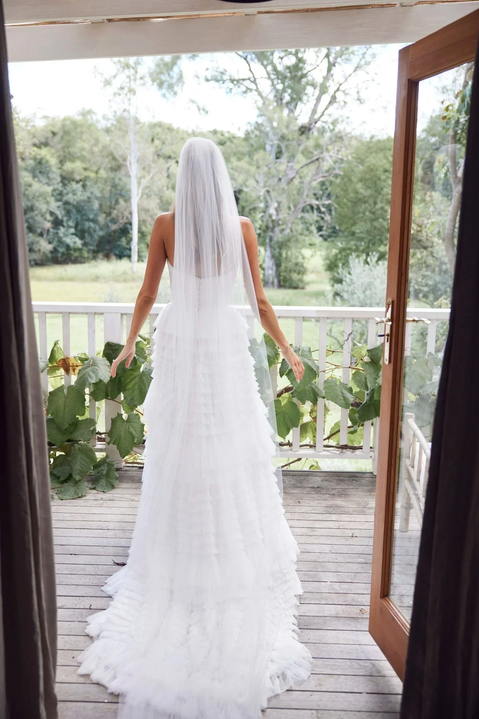 imgi_34_web_03randj_noosa_lostinlove7.jpg