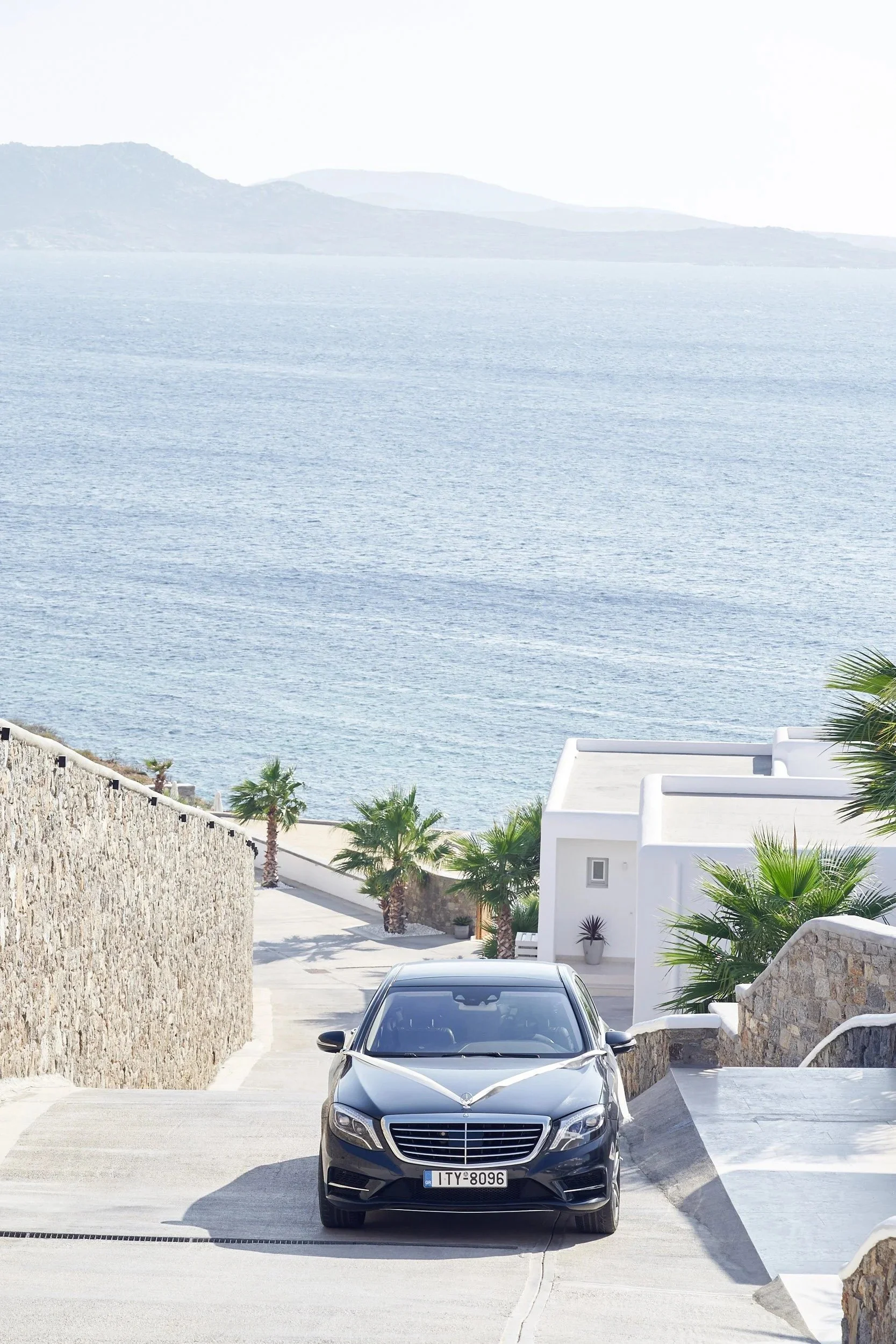 imgi_67_033_LR_SandM-Mykonos-wedding_lostinlove+50.jpg