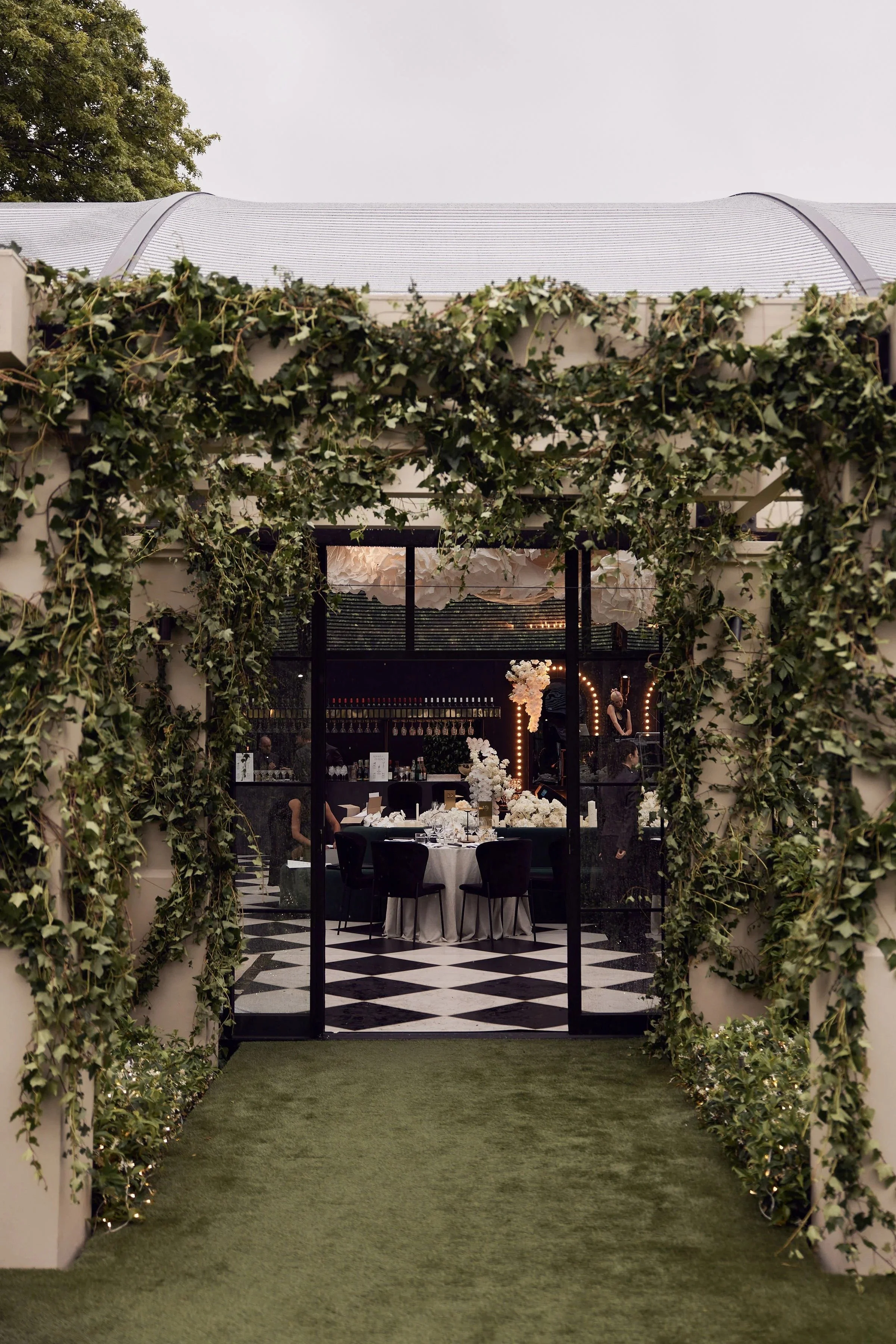 imgi_42_HR_LandO_LostinLove_PrivateEstate_wedding1377.jpg