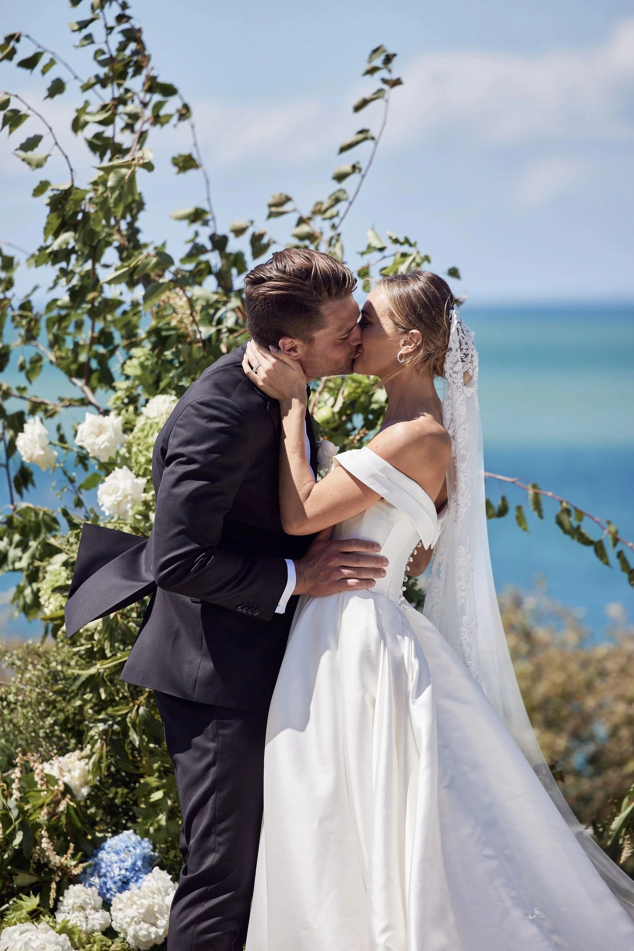 imgi_113_HR_BandM_LostinLove_HotelSorrento_wedding835.jpg