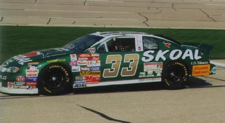 33 — The r/NASCAR Historian