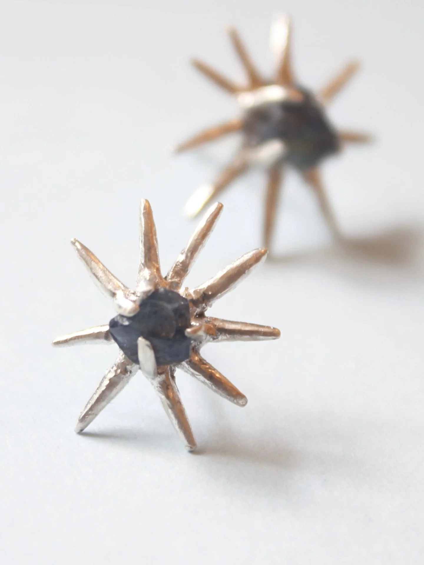 The sapphire star studs.
Rough cut Australian sapphires set in handcrafted starry studs 💫 
.
.
.
