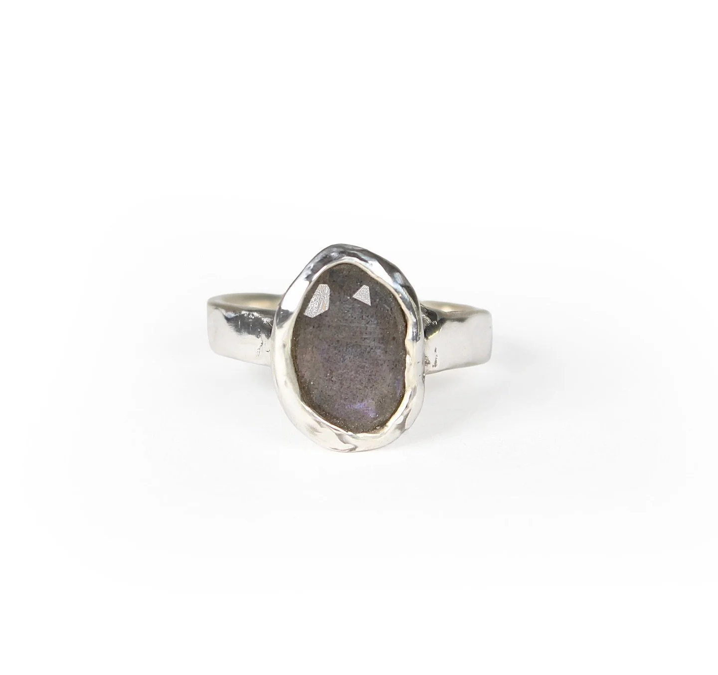 A recent bespoke ring for @hazelhurstartscentre. 

The only direction I was given was &lsquo;I trust you, have fun with it!&rsquo; This was the result ;)

A big beautiful oval labradorite, set in silver. 

If you like what you see, pop into the galle
