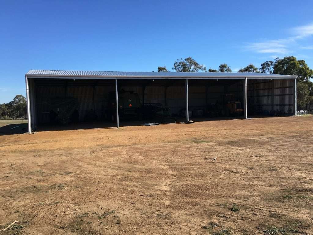 Open Front Farm machinery shed.jpg