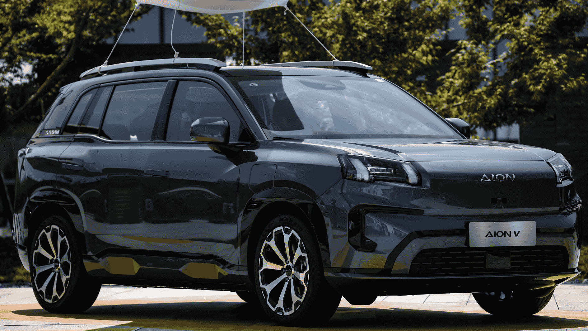 Aion V Exterior
