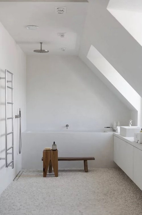 Claystone white Luxery house Sweden.jpg