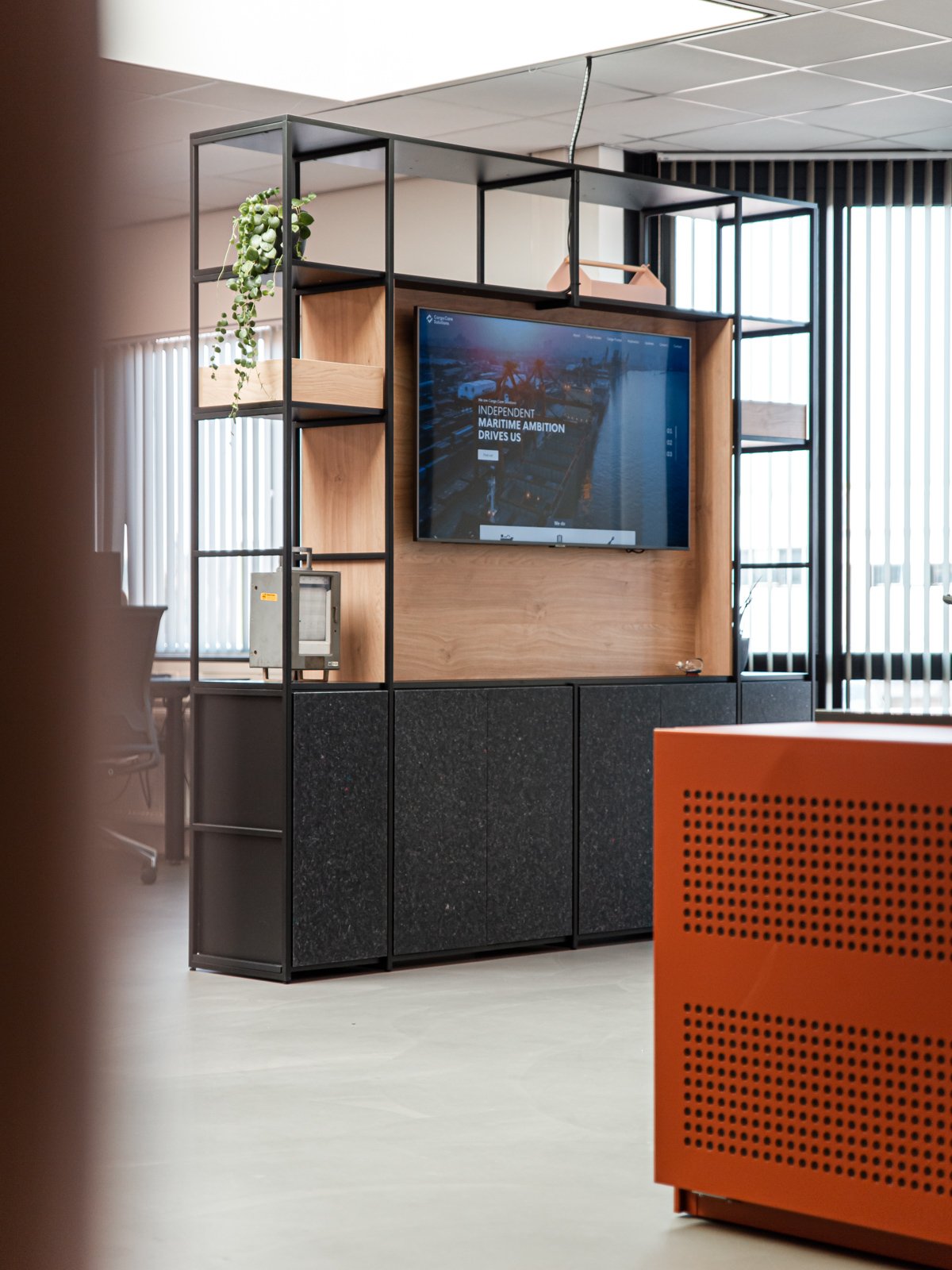 Planq-CargoCareSolutions-LR-9216.jpg