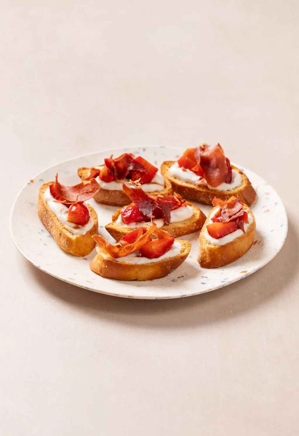 strawberry bruschetta