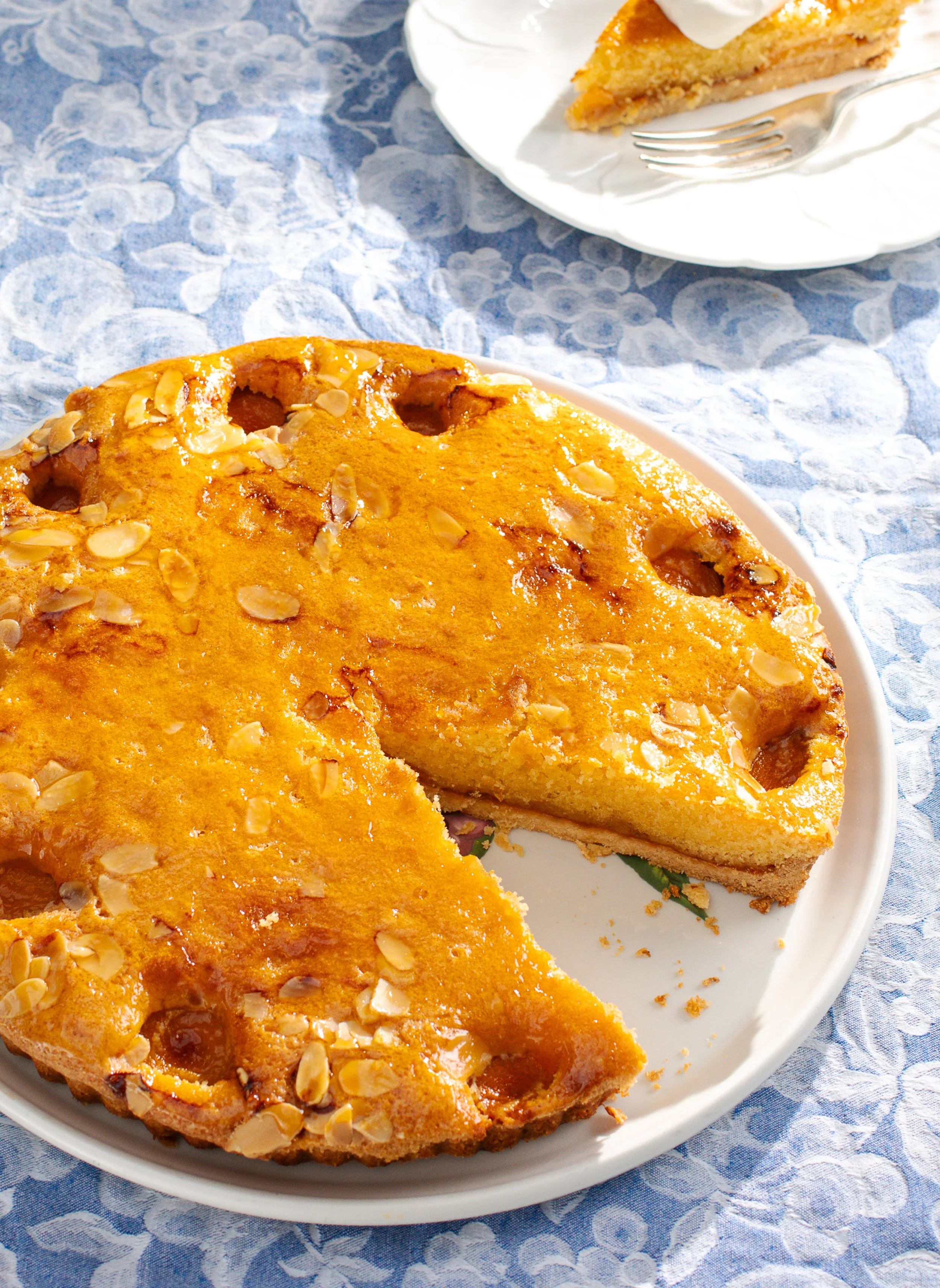 apricot bakewell tart
