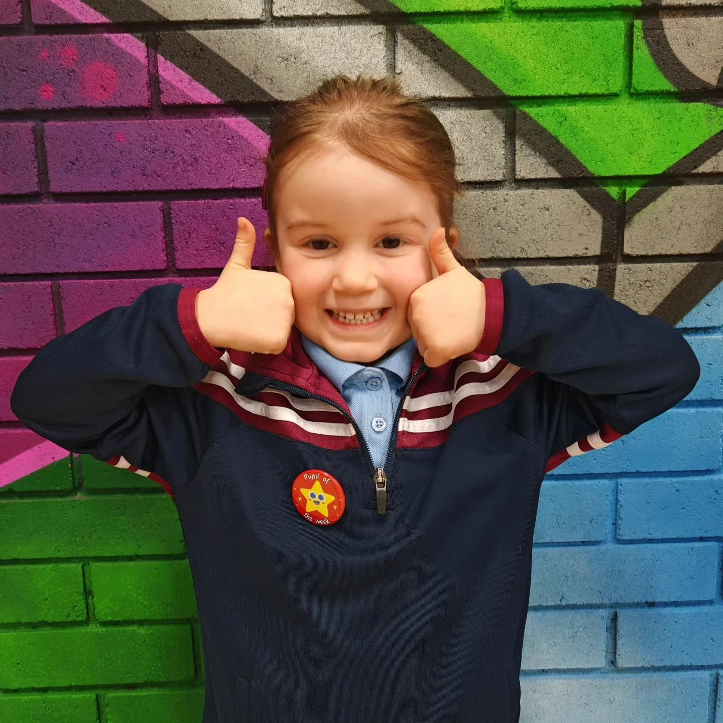 Big smiles and thumbs up from this little star at our Monday Speech and Drama class in Maghera 🌟 

#cmaccreativearts #SpeechAndDrama #ThumbsUp