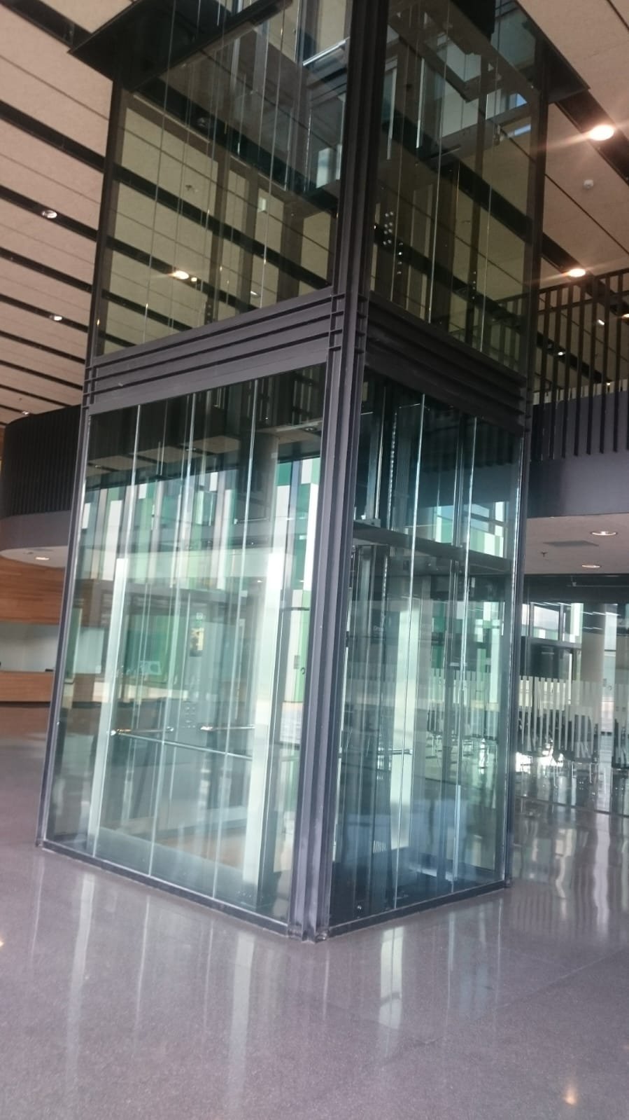 glass elevator hydrolic