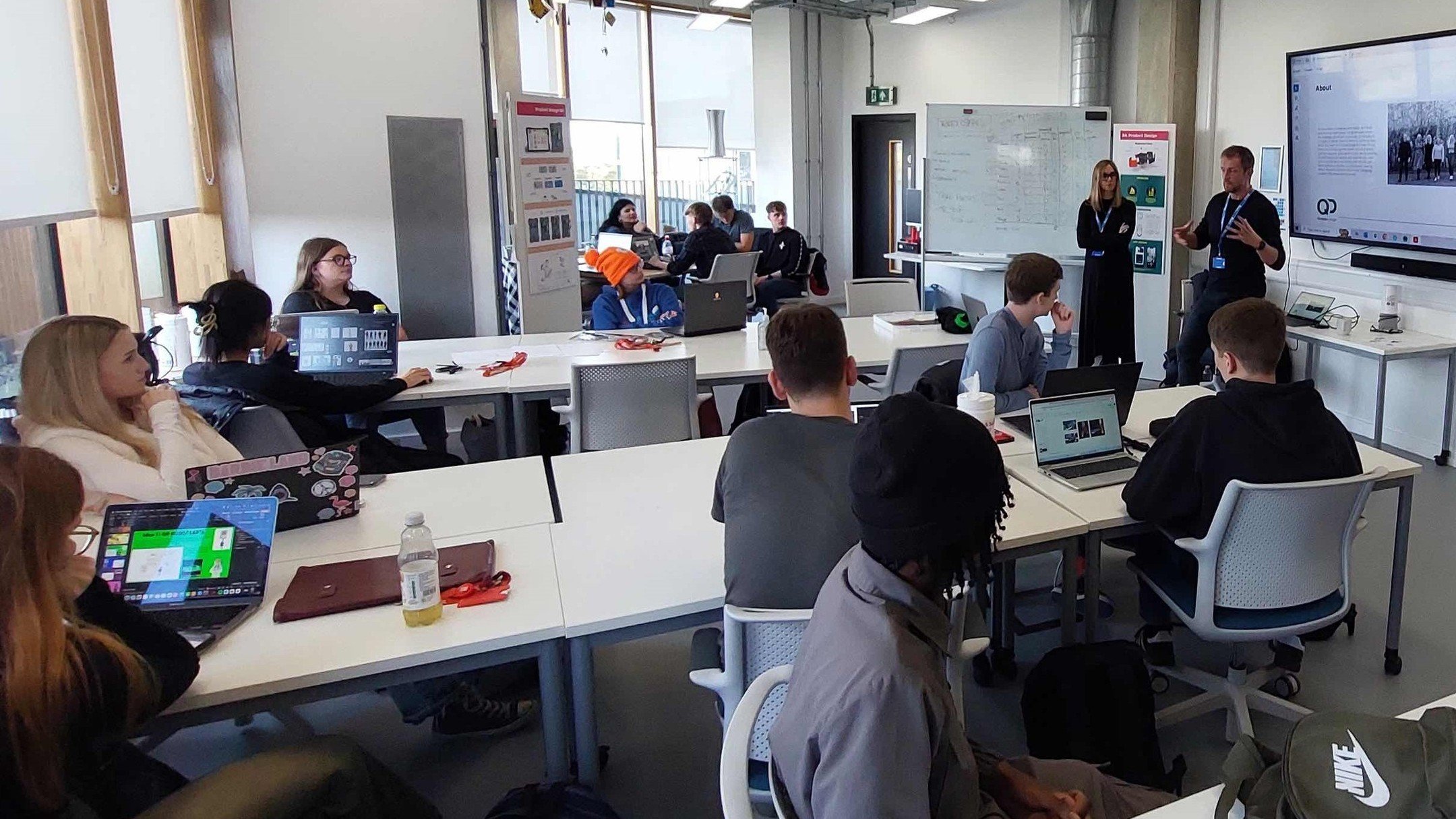 Thank you, @PhilDay and @Friedemannschaber, for inviting us to the POPAI Student Design Award 2024 mentoring kick-off session at the University of Northampton! It was fantastic to connect with the product design students, share insights, and support 