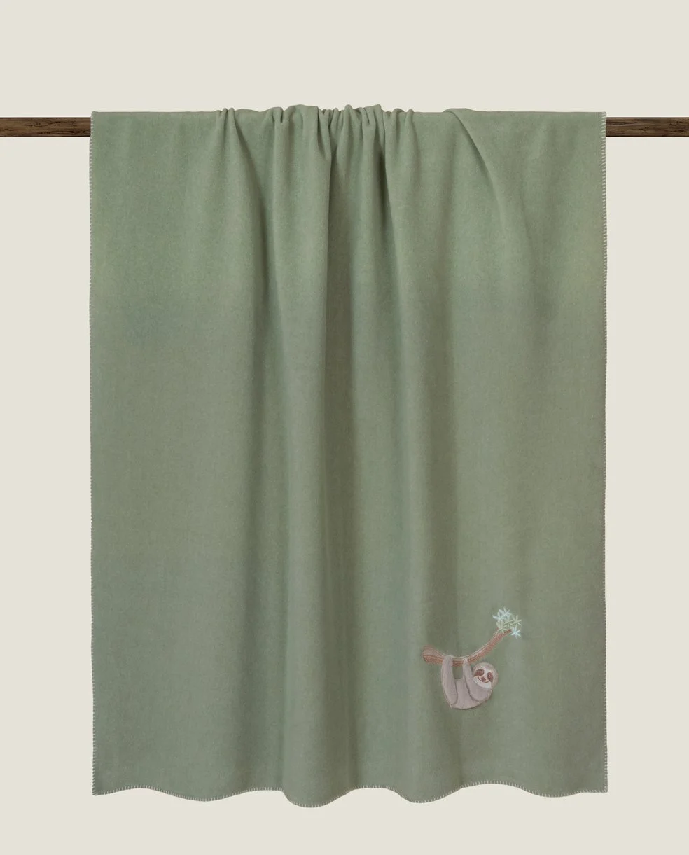 SOFT COTTON THE SLOTH OLIVA (2).jpg