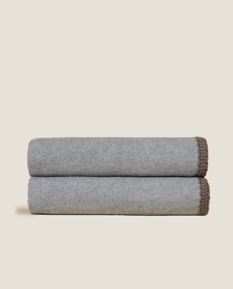 RELOVED BAMBOO CASHMERE PERLA.jpg