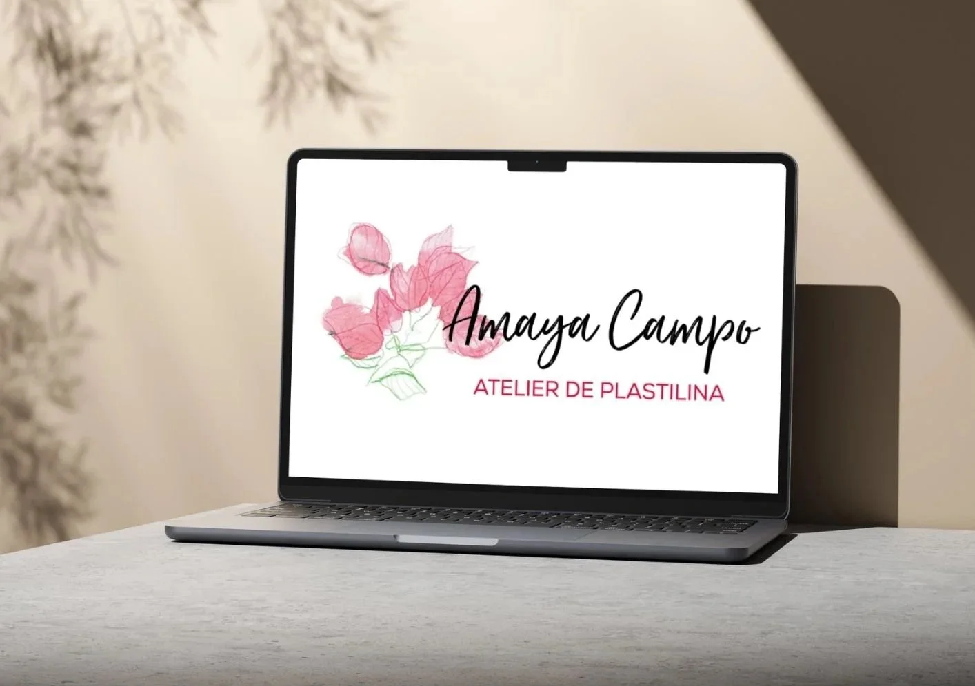 En este proyecto colaboré con el naming de la nueva marca personal, la identidad corporativa, la dirección de la sesión de fotos y el diseño de la página web.