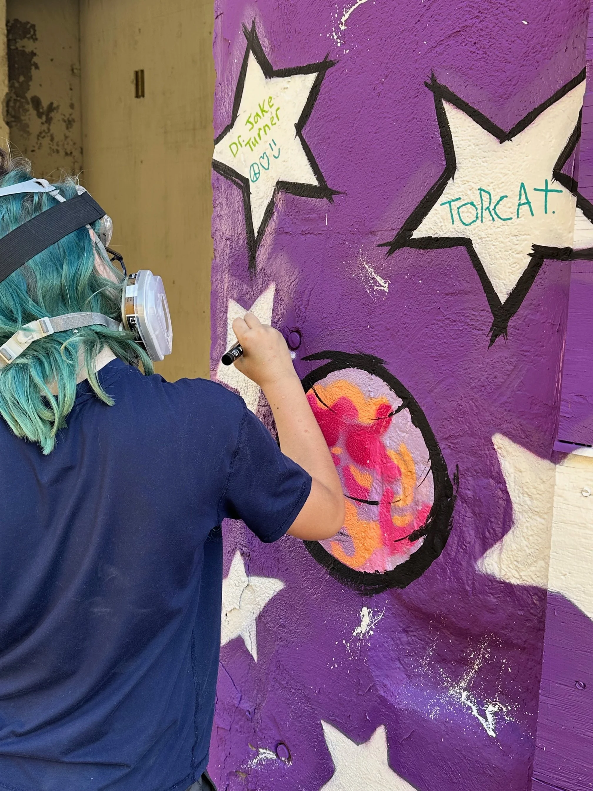 Muralist: 
Photographer: Kristen Dutcher