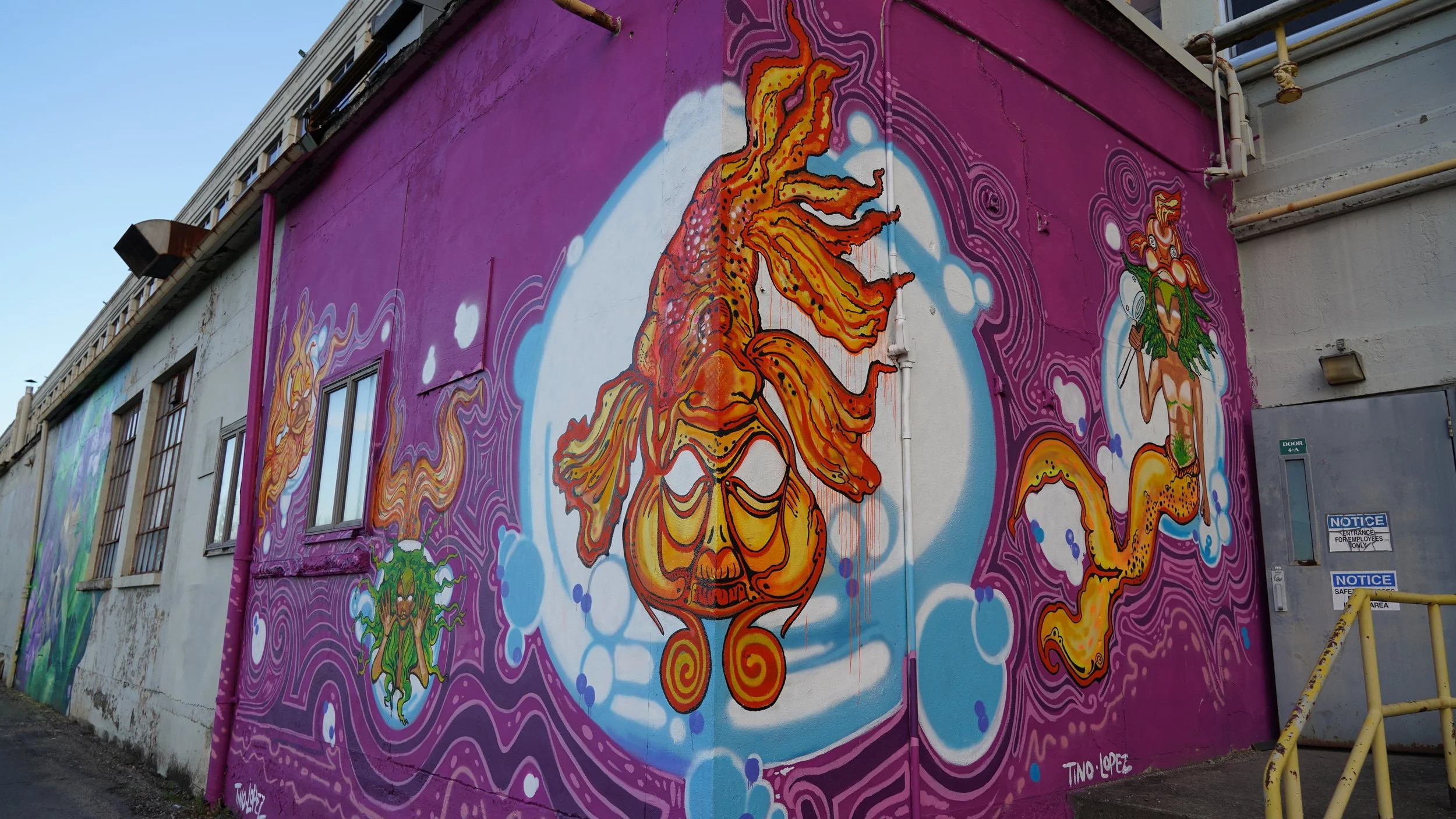 Muralist: Tino Lopez /
Photographer: Shira Evergreen