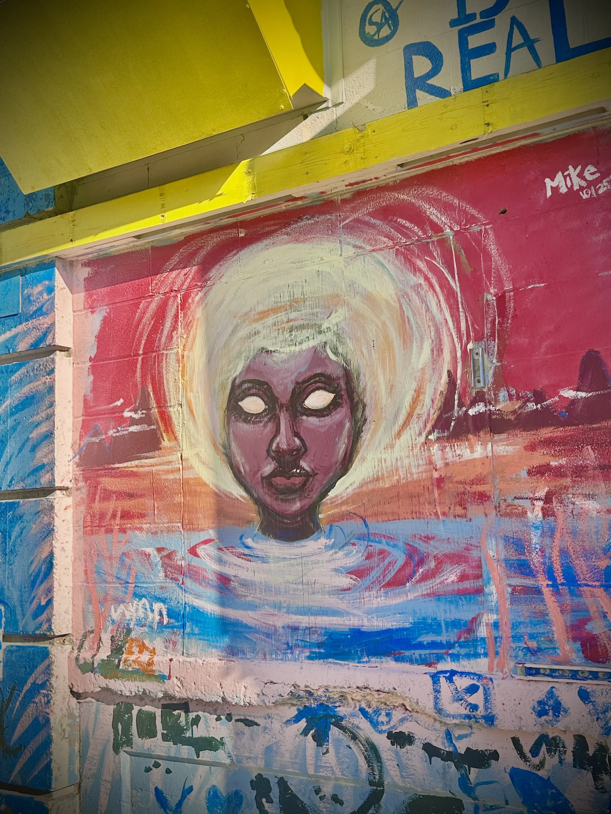 Muralist: 
Photographer: Wendy Gherity