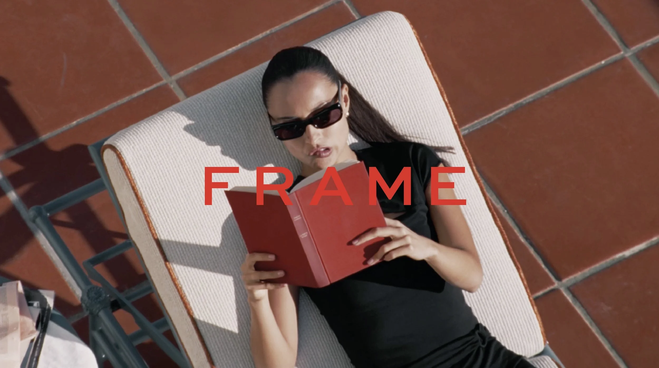 Frame by Alexandra Leclerc