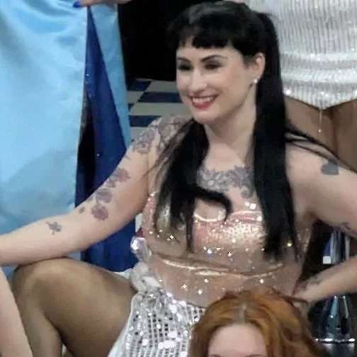 03-08-26 - Curtain call 05.JPEG