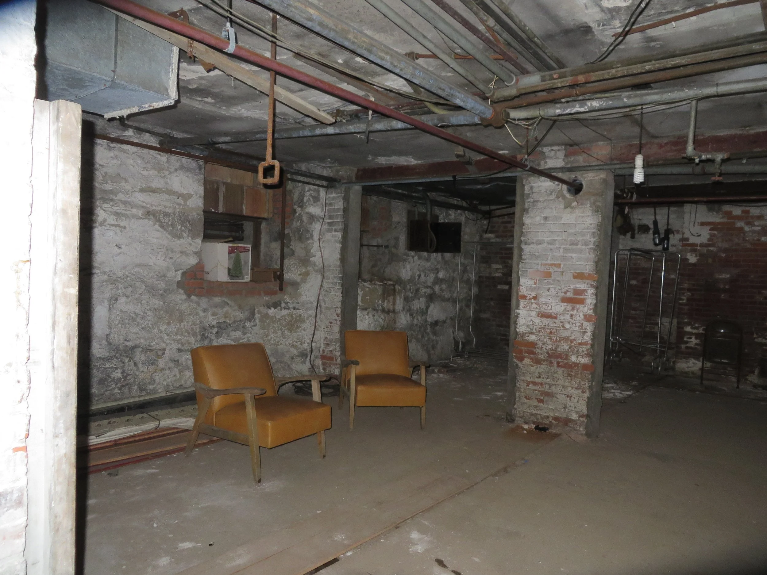10-29-16 - Basement 04.JPG
