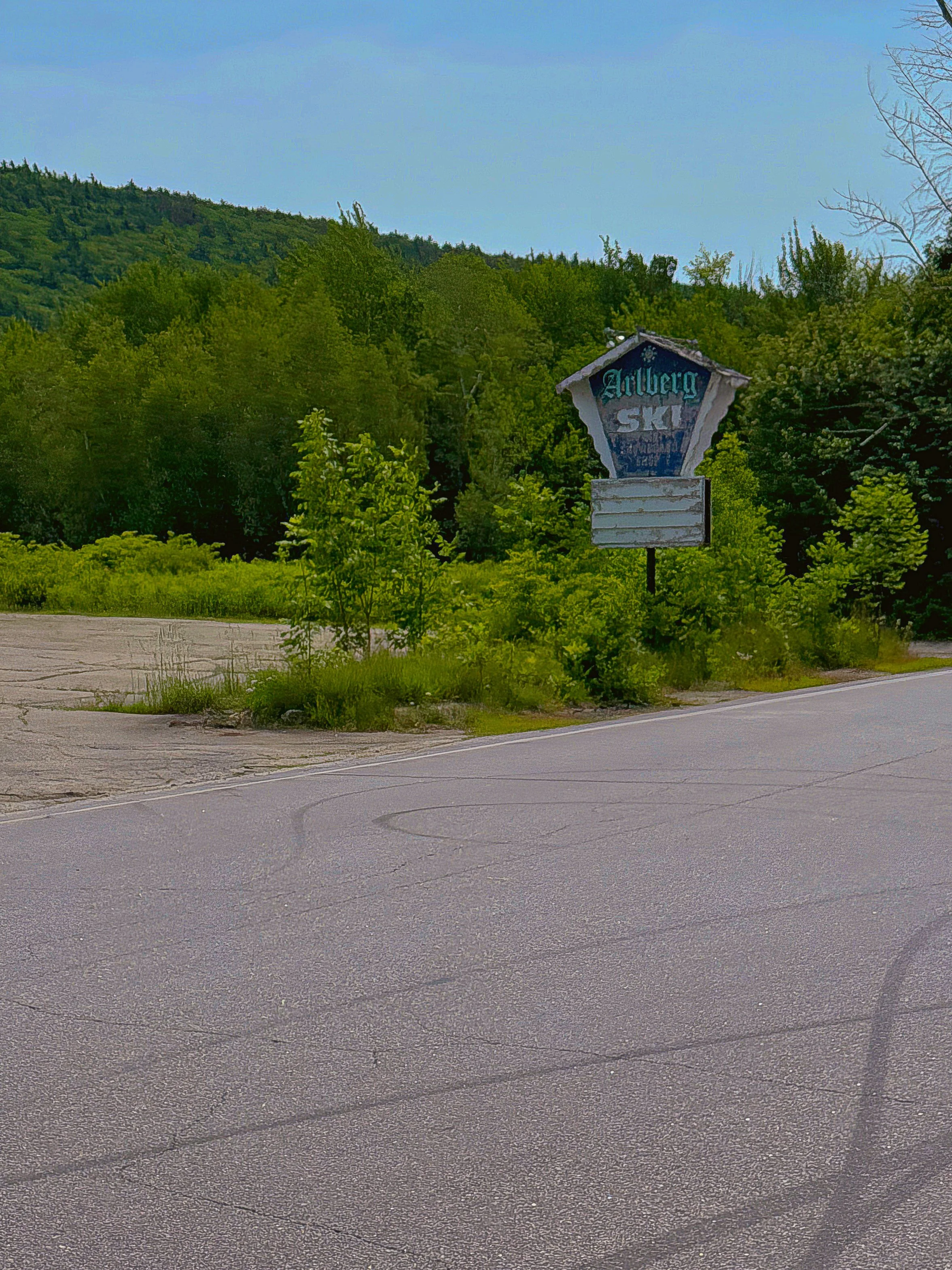 07-05-25 - Abandoned sign.jpeg