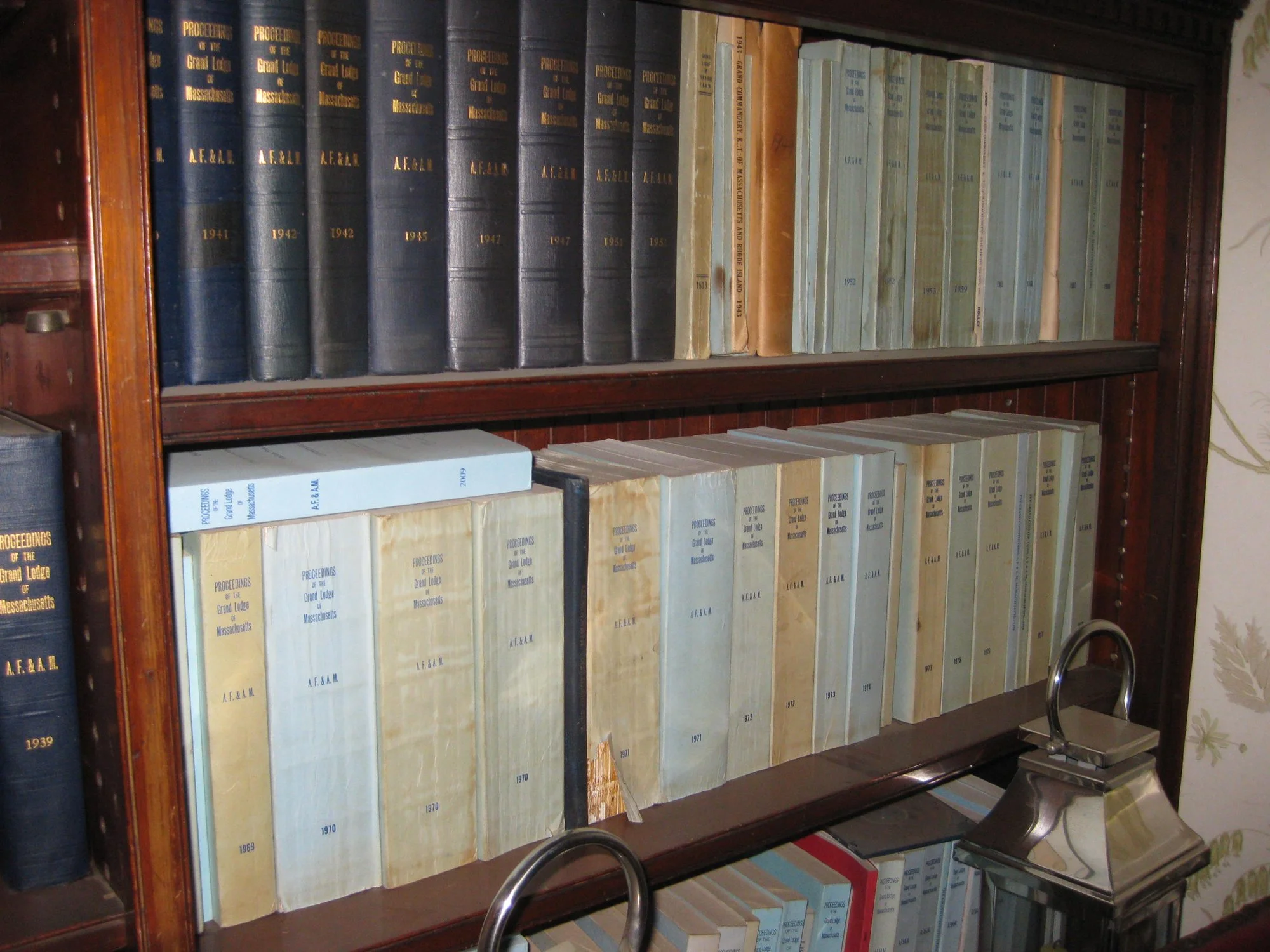 Mansion - Library - Books.jpg