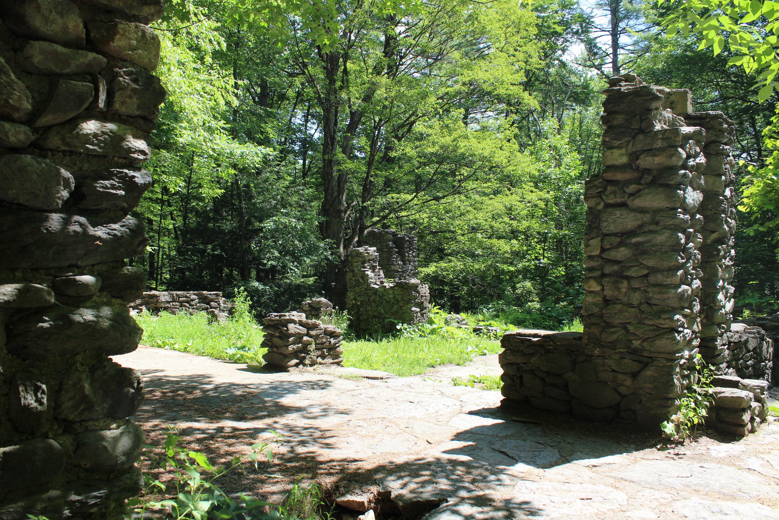 06-20-21 - House - Pillars 01.JPG