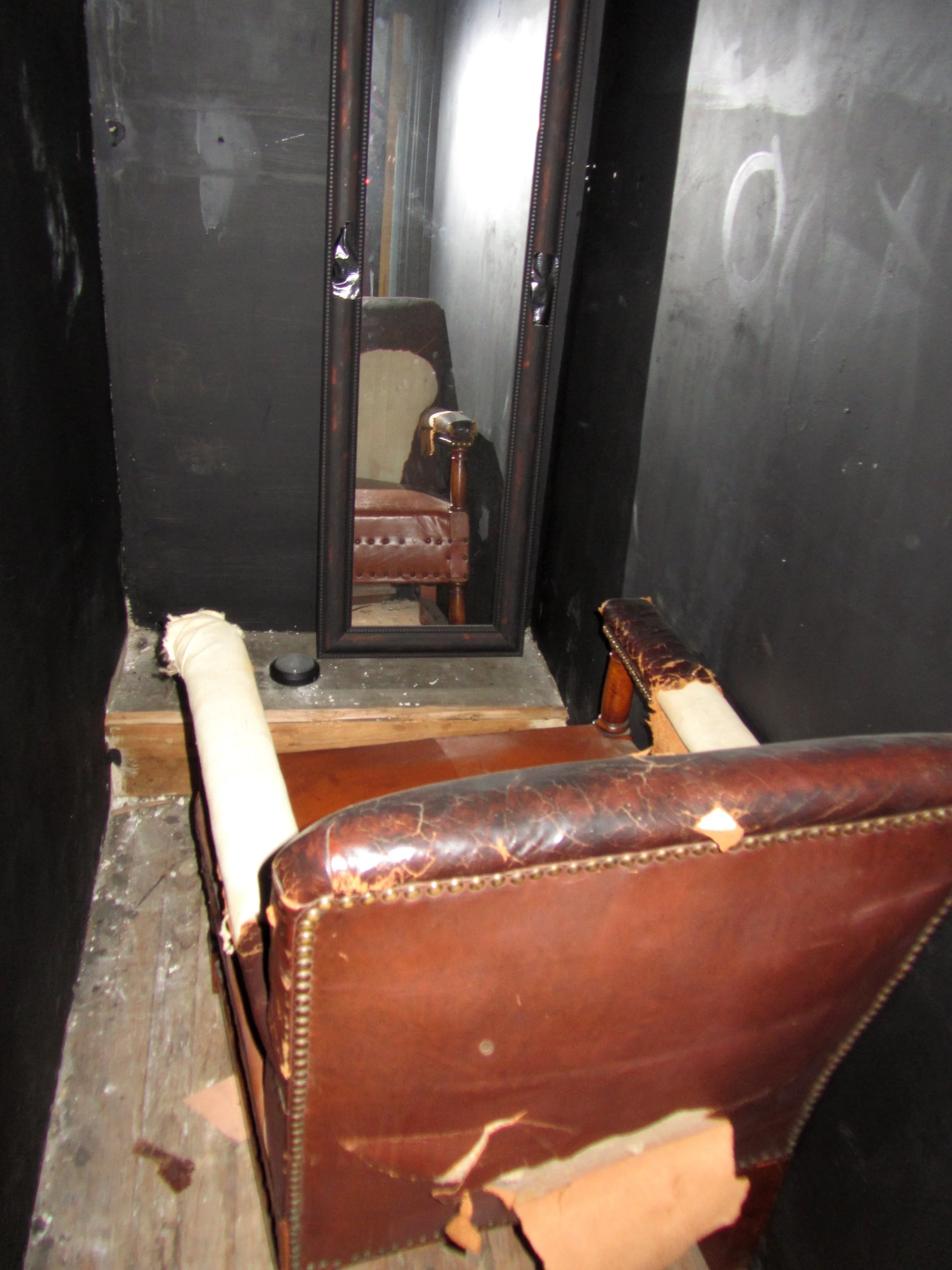 Closet - Mirror & Chair.jpg