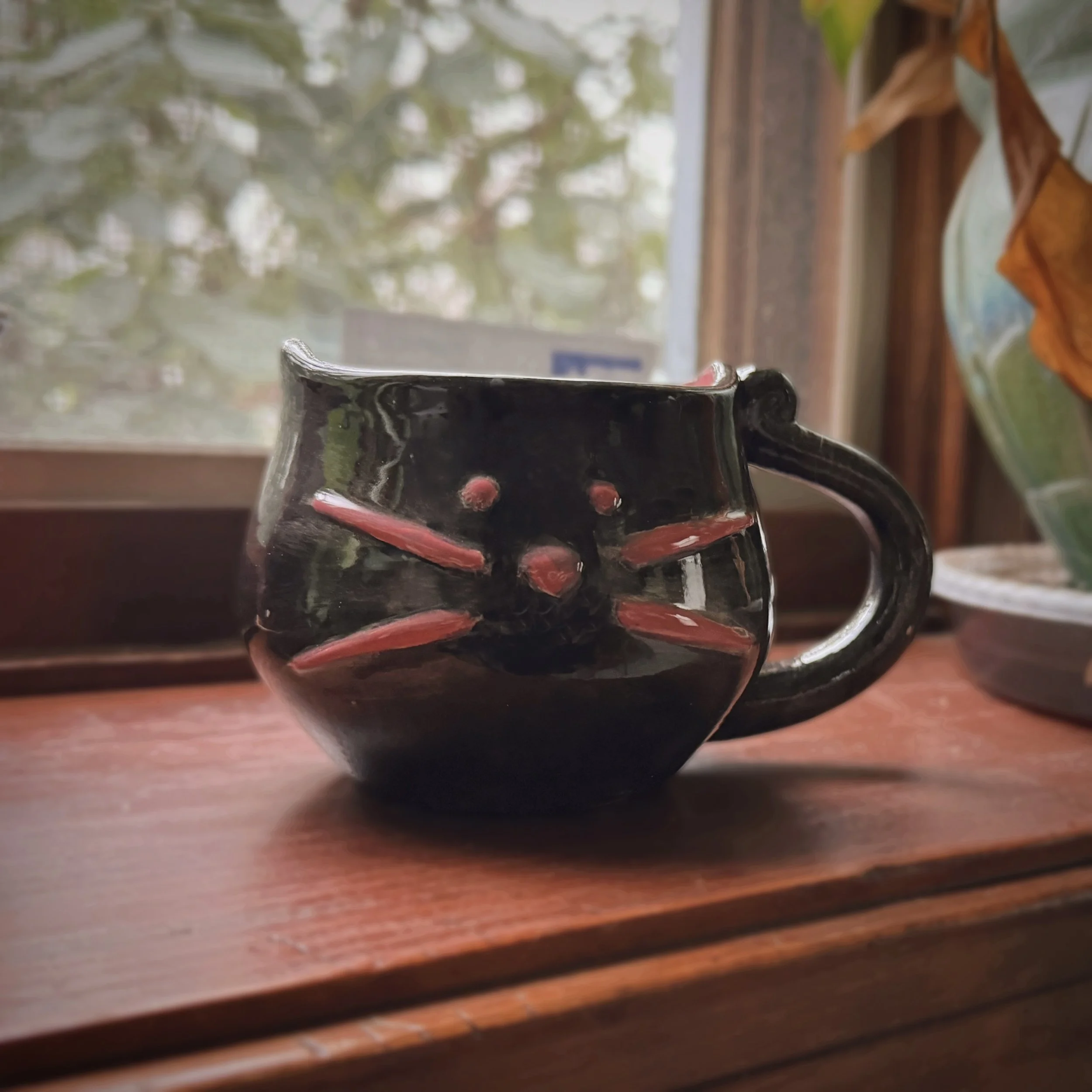 2025 - Black cat mug 01.JPEG