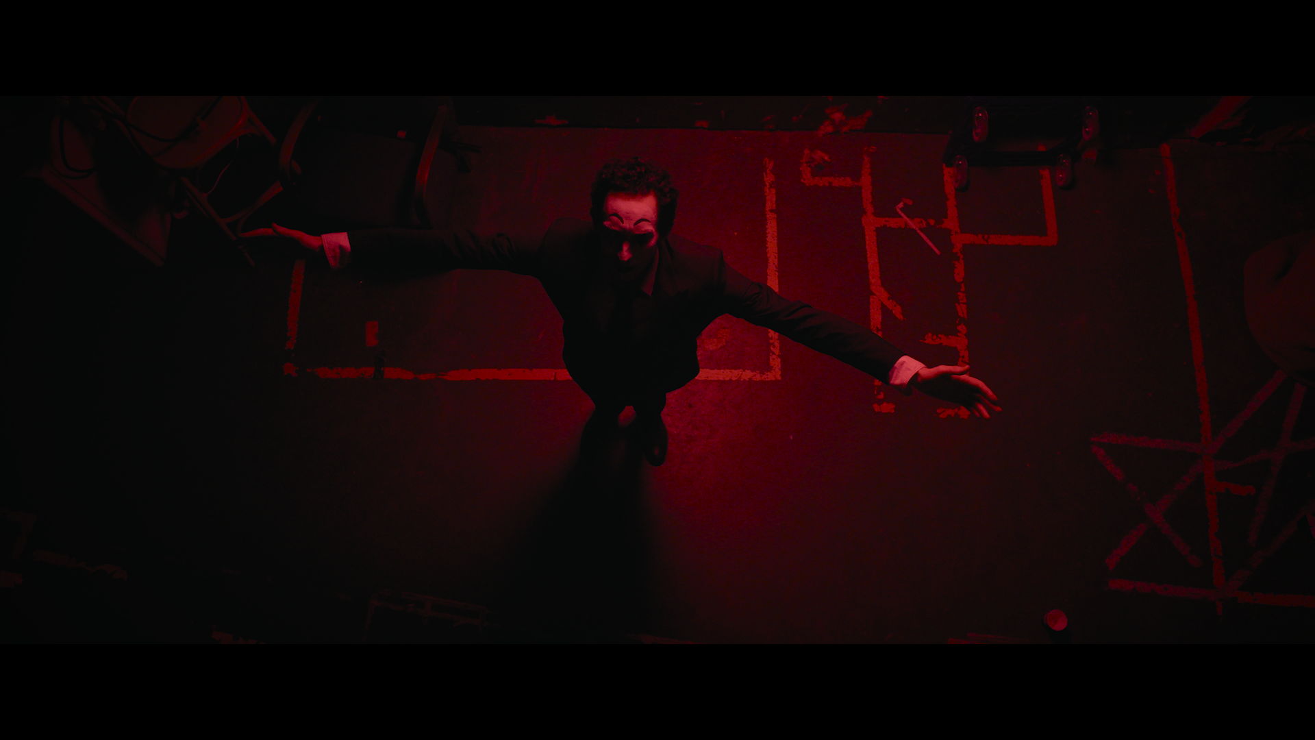 MAIN MAX HD.00_21_50_09.Still113.png