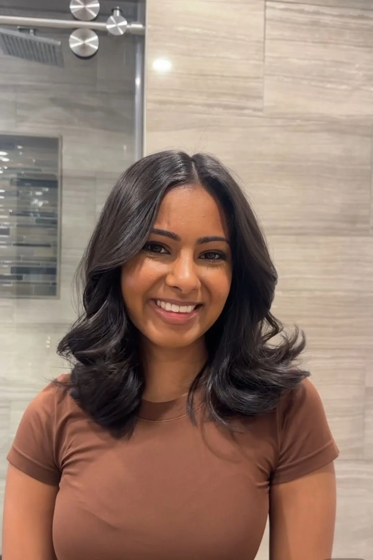 Jen curling her hair with sharkflex fusion vs sharkflex style 3