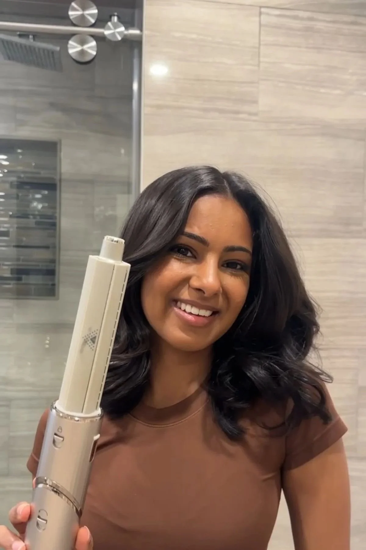 Jen curling her hair with sharkflex fusion vs sharkflex style