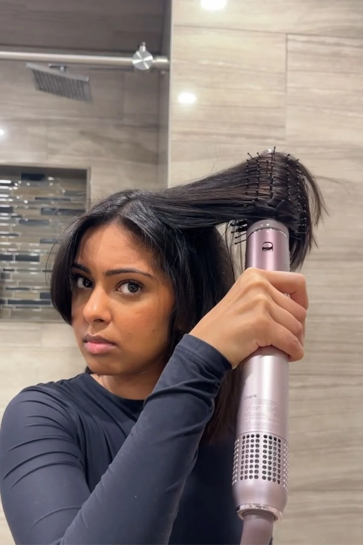 Jen doing her blowout with sharkflex style vs sharkflex fusion 2