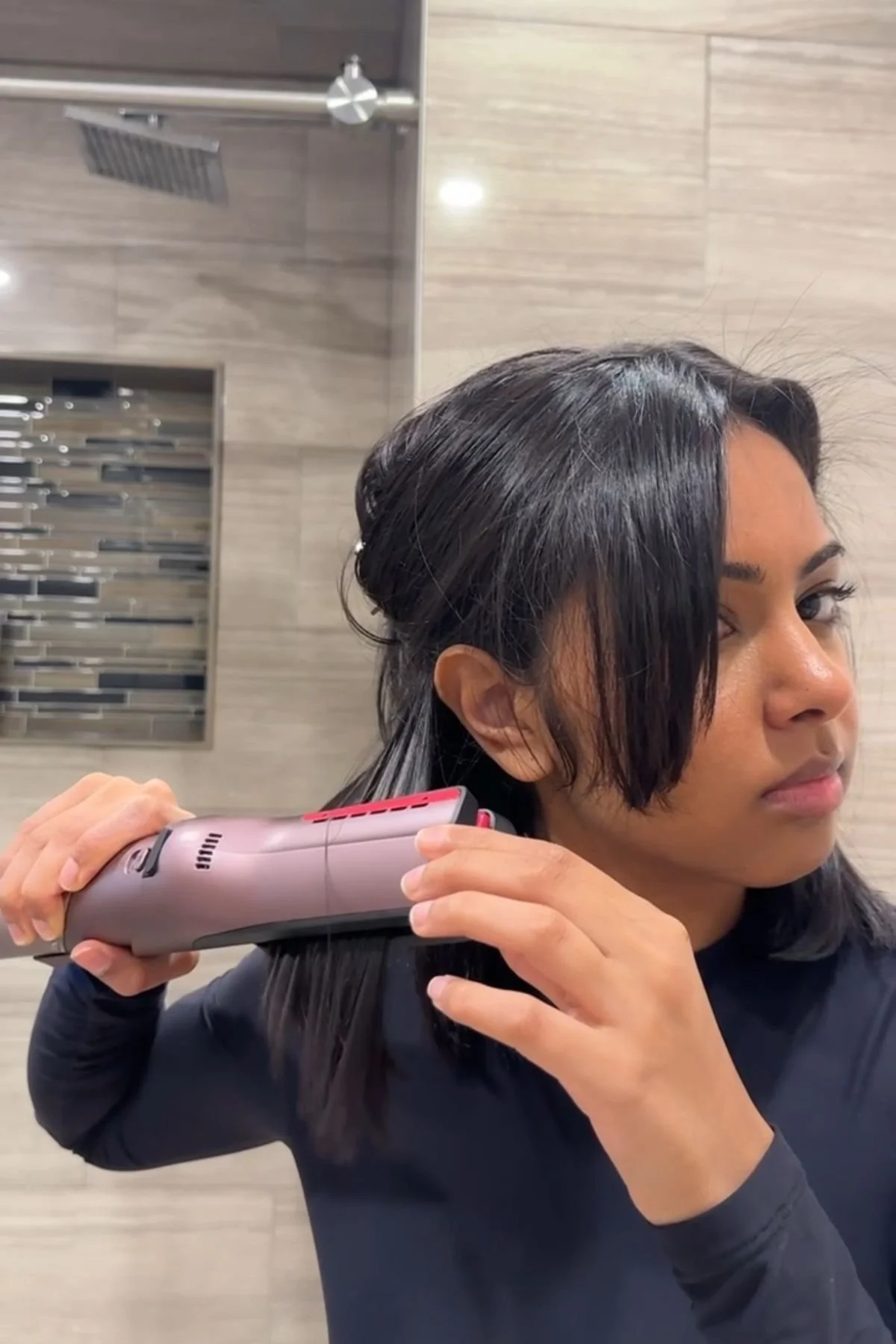 Jen doing her straight hair with sharkflex style and sharkflex fusion