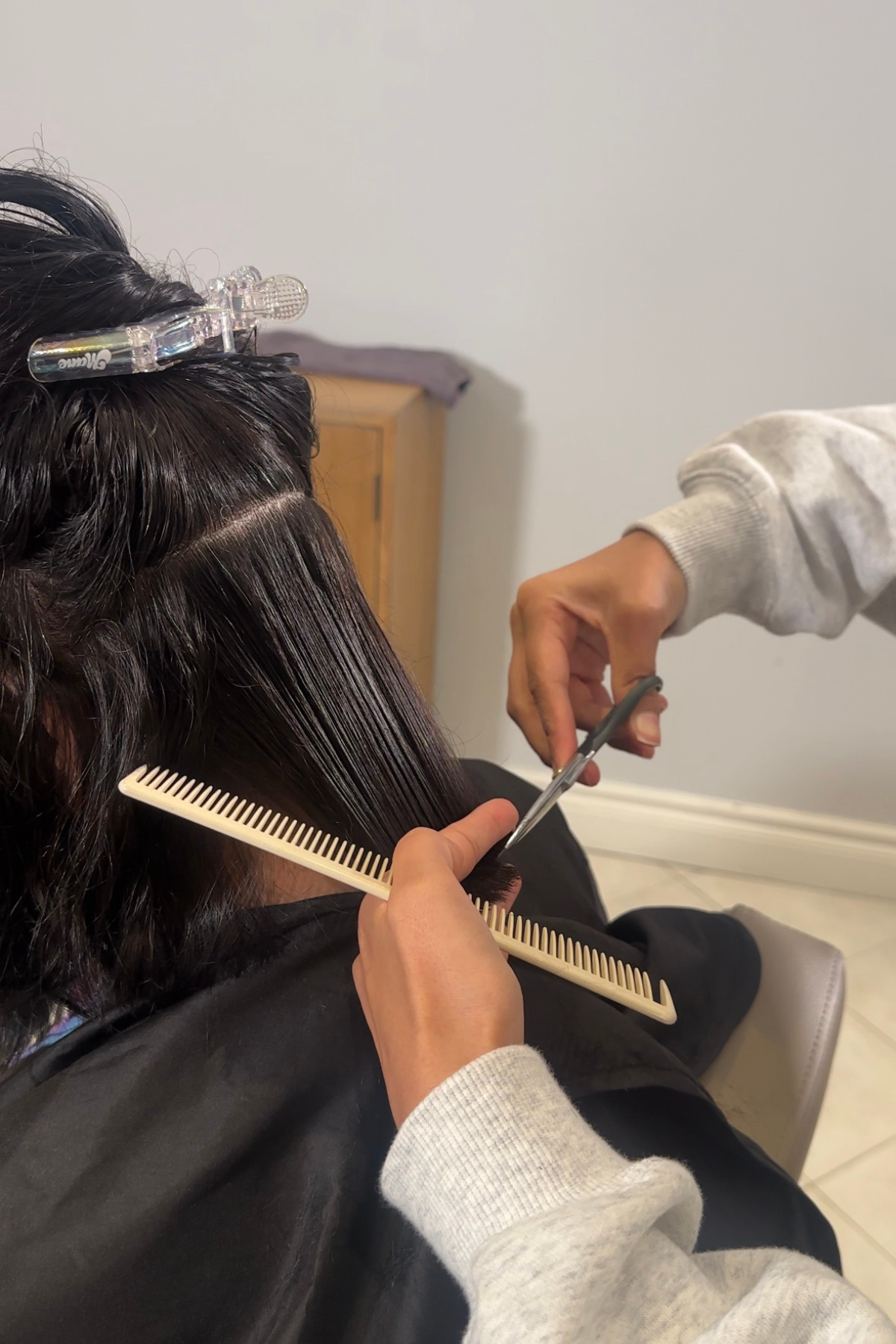 Short Haircuts for Thick Hair Women