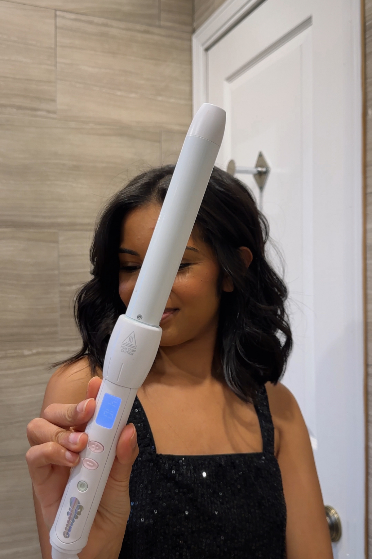 Woman with Mane Let's Bounce 1" Curling Wand