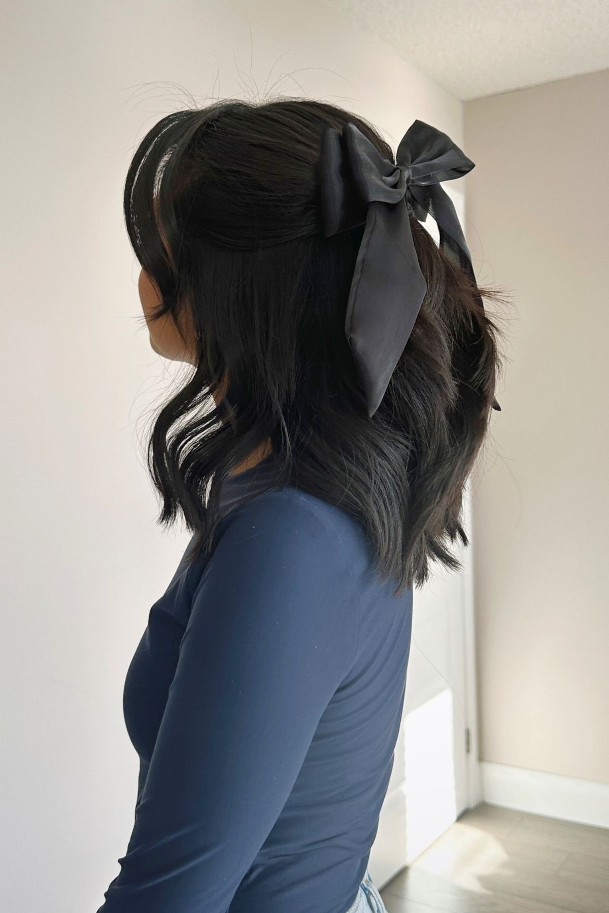 Lulus How-To: Hairstyles With Bows Tutorial - Lulus.com Fashion Blog