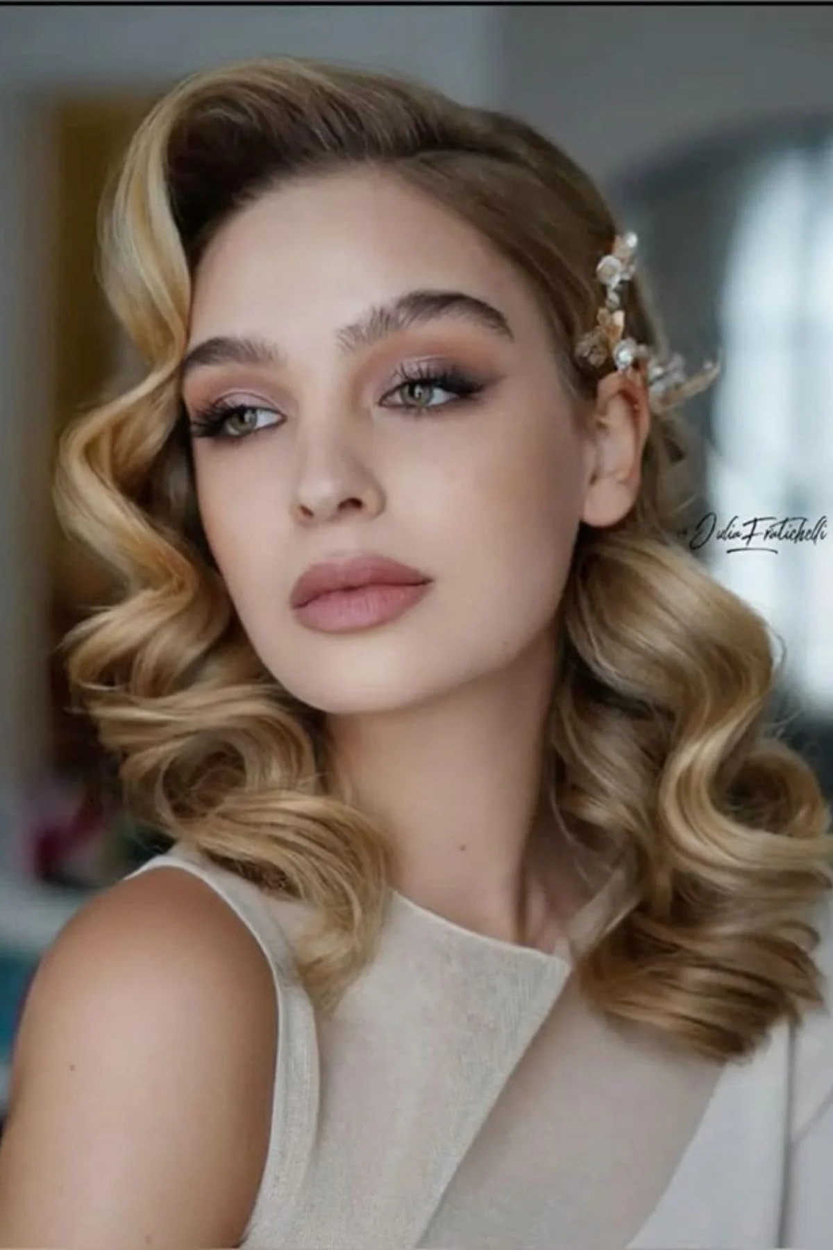 17 Wedding Hairstyles for Thin Hair That Flatter Every Face Shape ...