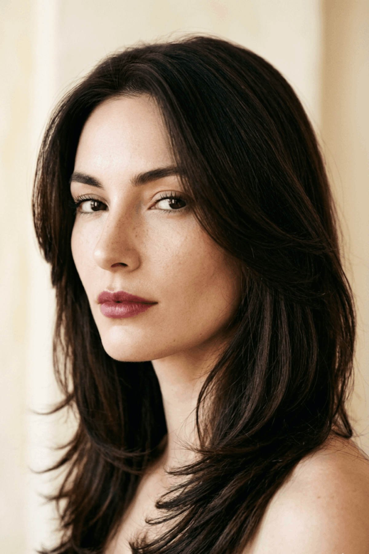 women with medium contrast