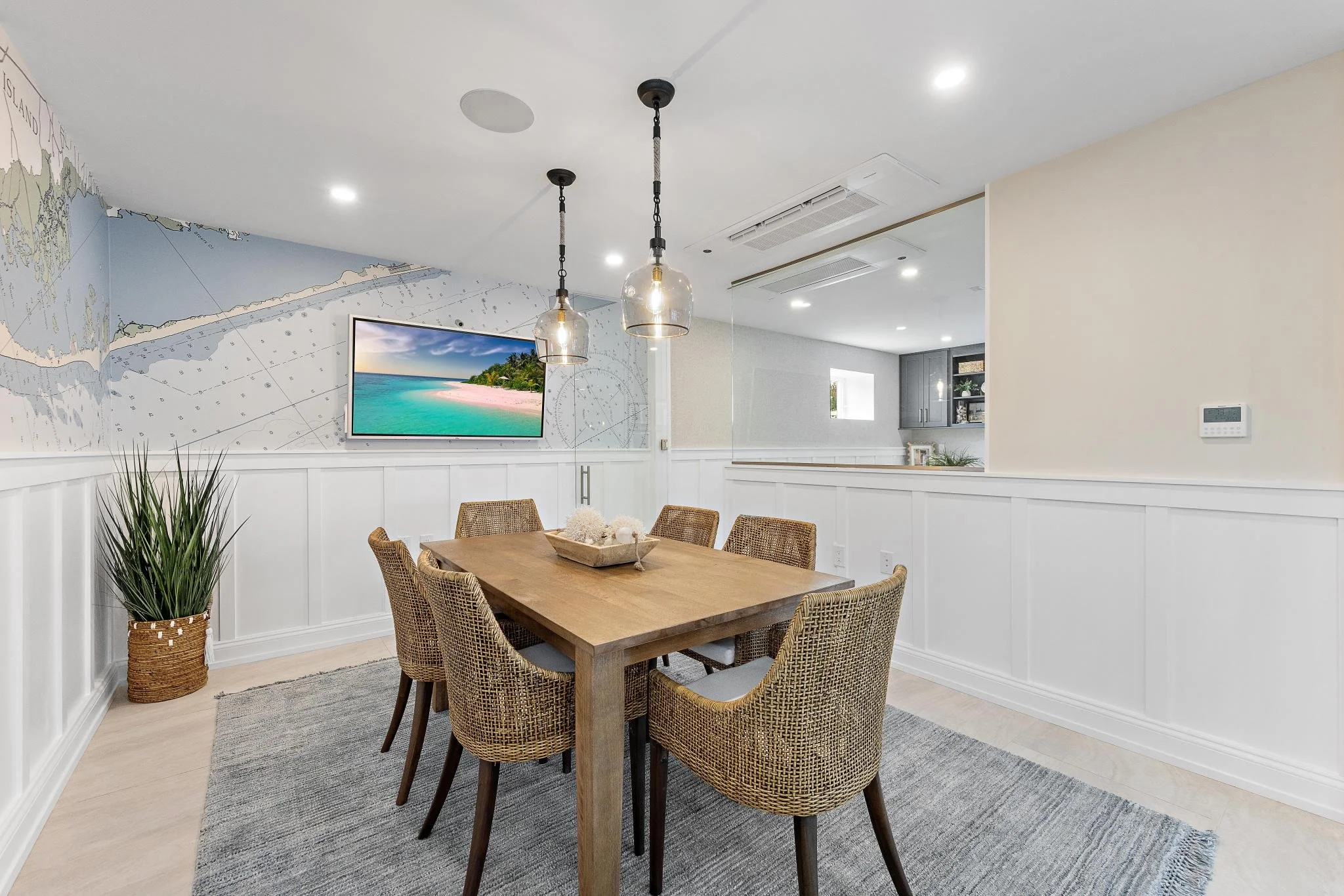 7601 Long Beach Blvd (22).jpg