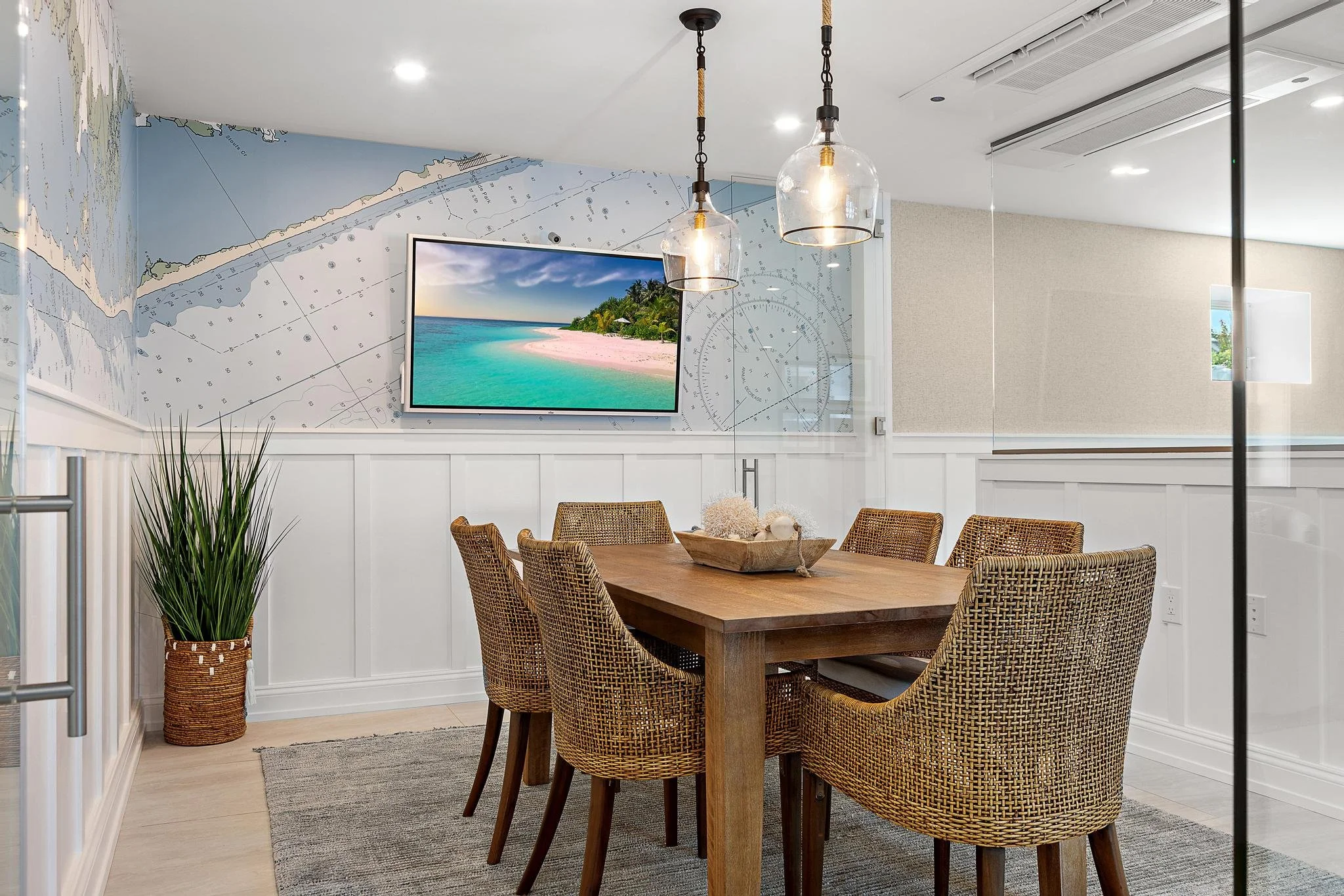 7601 Long Beach Blvd (30).jpg