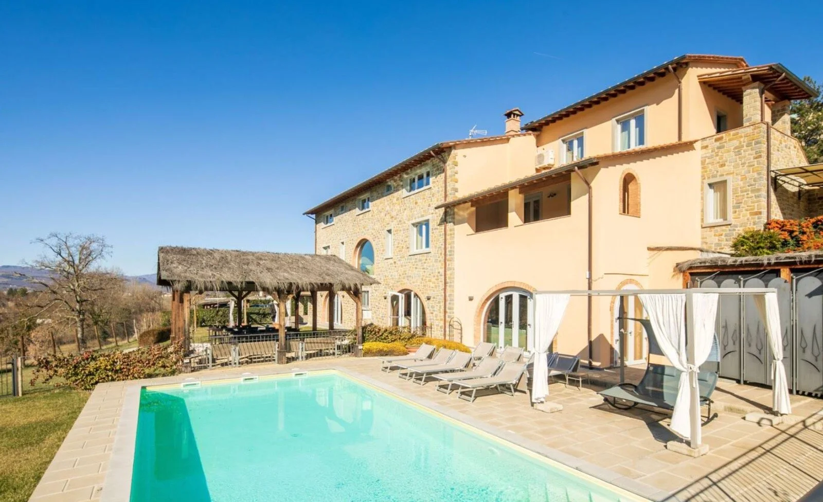 🦋 7 Signs Your Soul Is Calling You to Tuscany